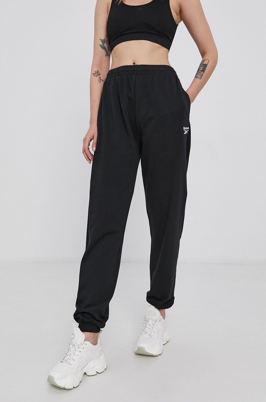 Reebok Classic Spodnie GS1742 damskie kolor czarny gładkie