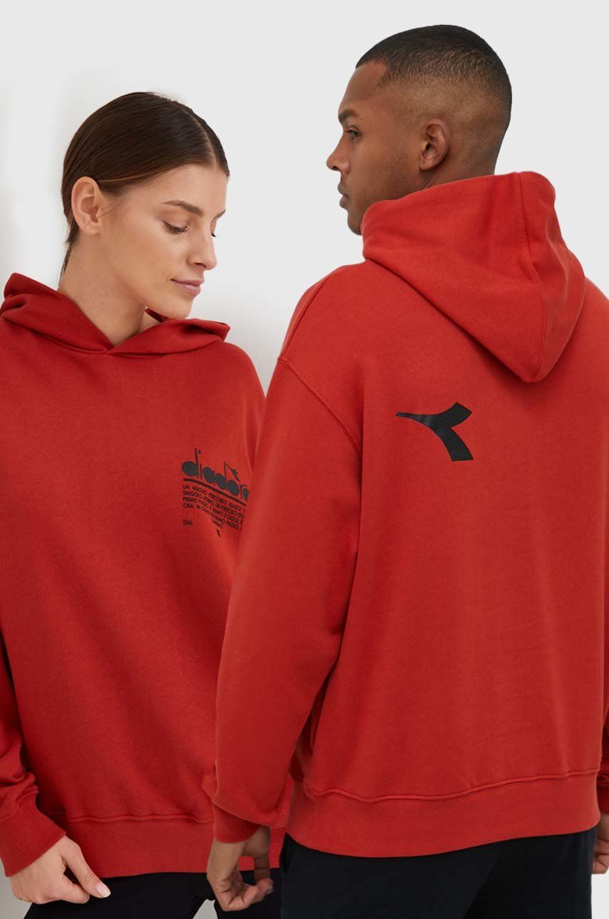 Diadora bluza bawełniana kolor czerwony z kapturem gładka