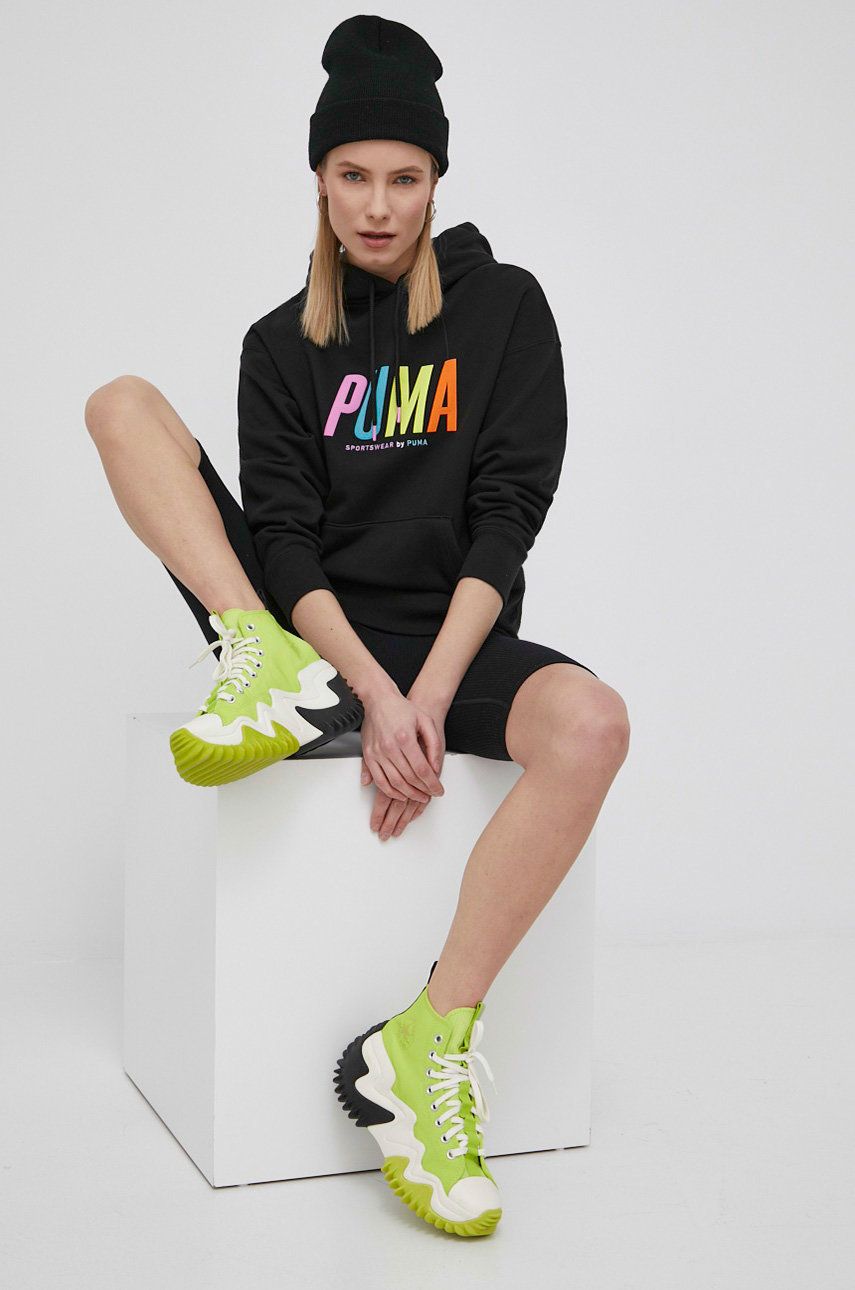 Puma bluza 533564 damska kolor czarny z kapturem z nadrukiem
