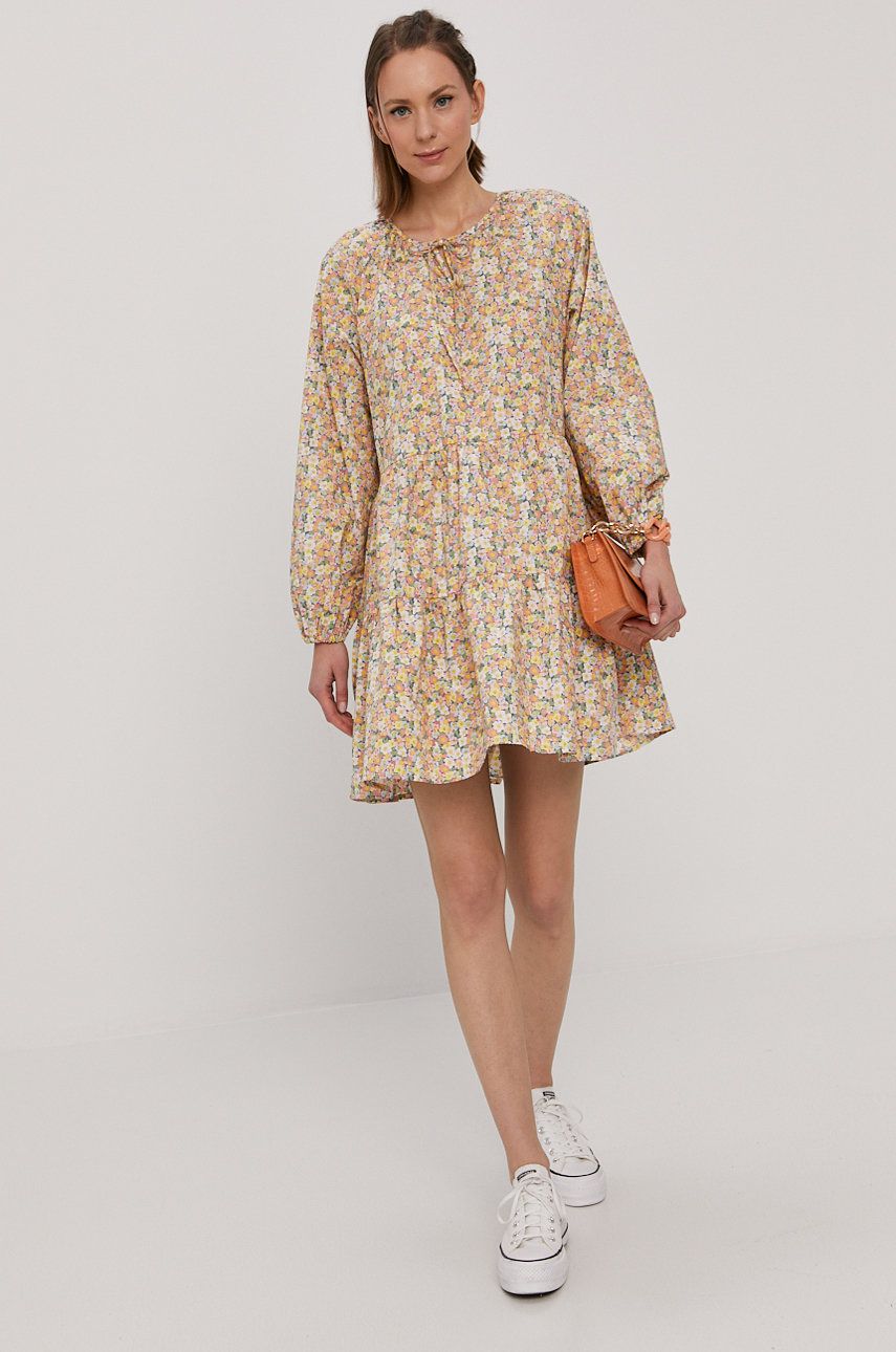 Only Sukienka kolor kremowy mini rozkloszowana