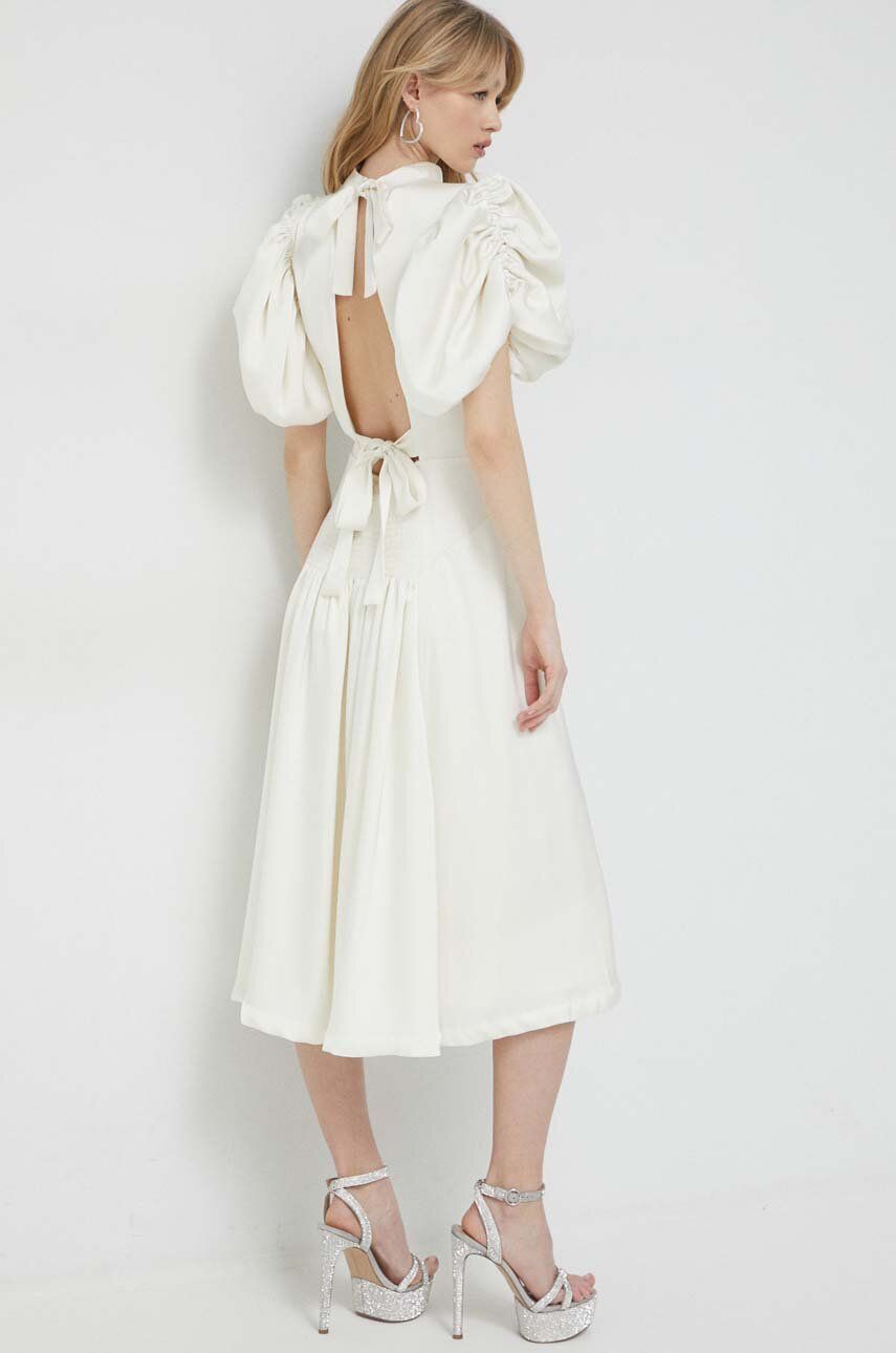 Rotate suknia ślubna kolor beżowy midi rozkloszowana