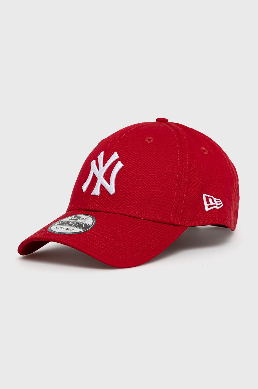 New Era Czapka kolor czerwony z aplikacją 10531938-red