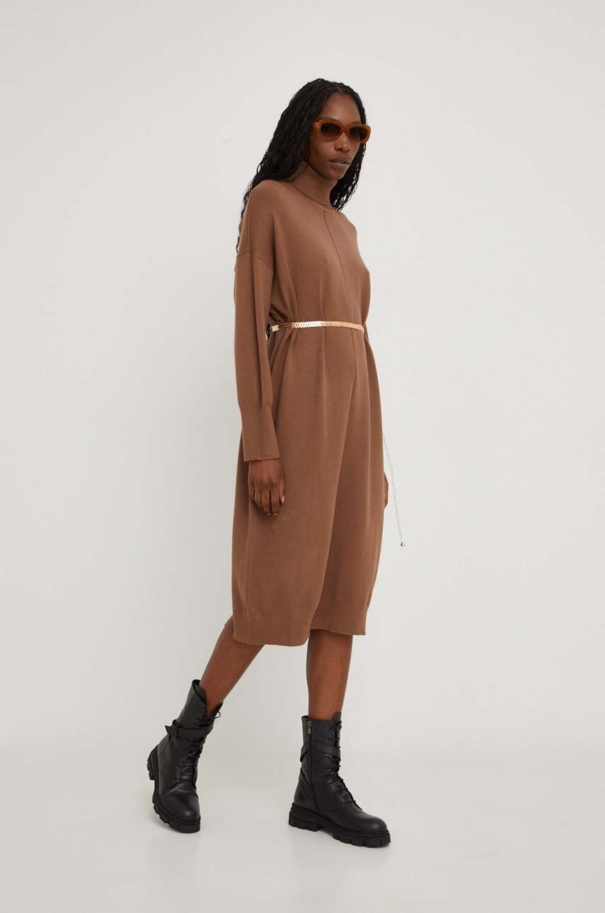 Answear Lab sukienka kolor brązowy midi oversize