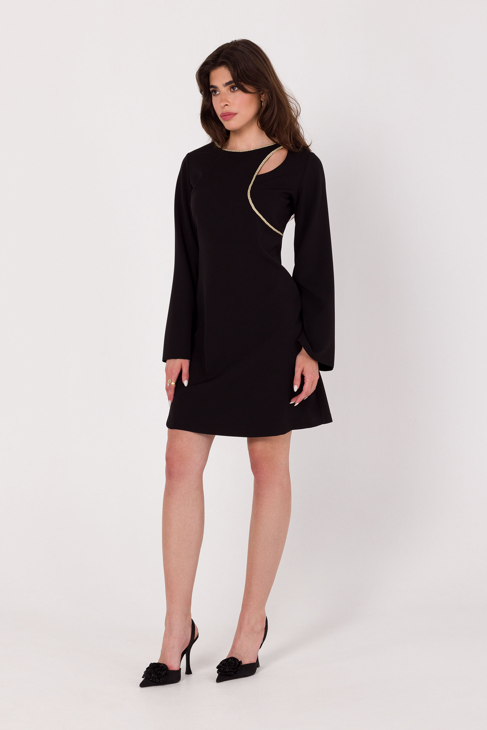 Czarna Długa Sukienka z Wycięciem w Talii