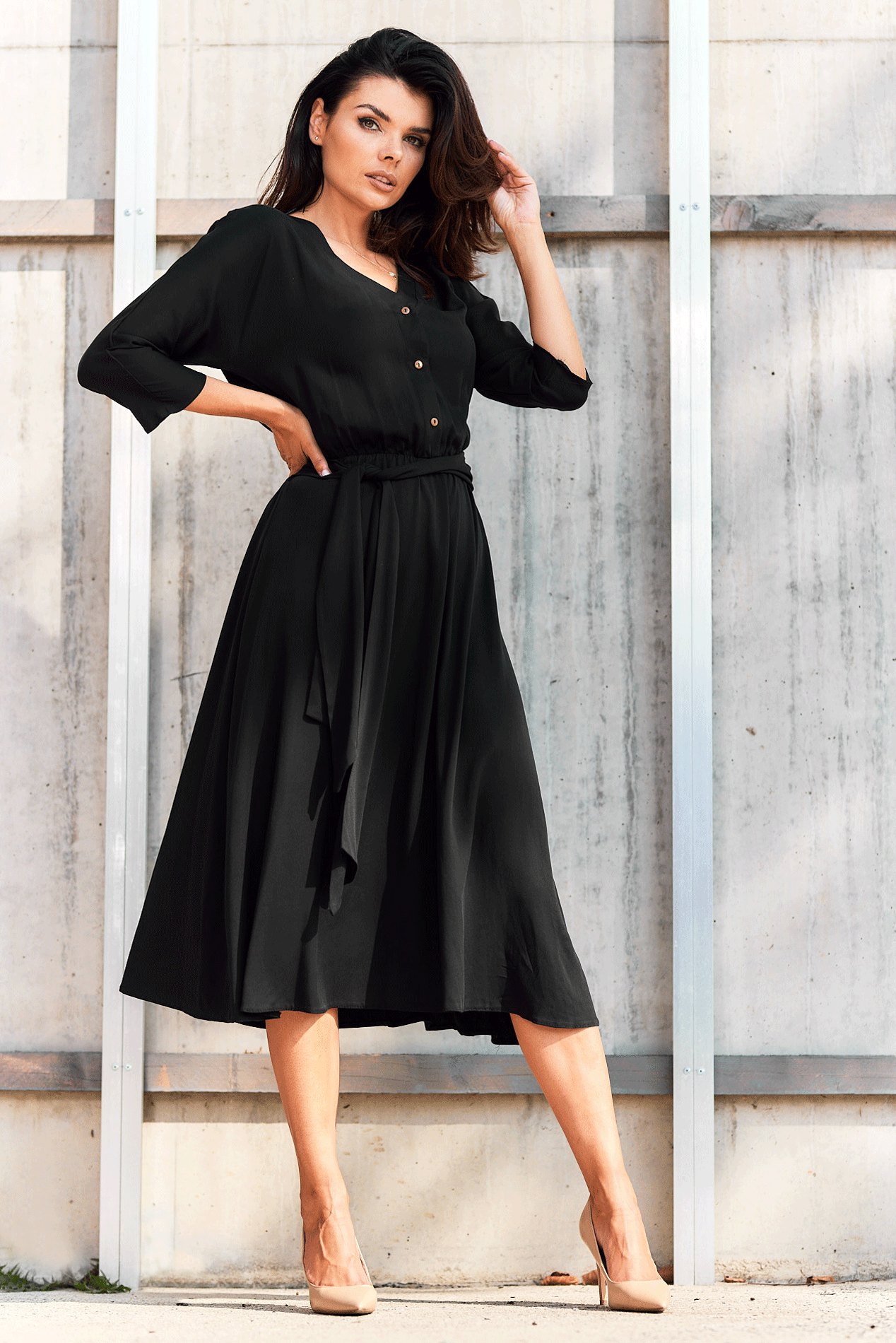 Casualowa Midi Sukienka - Czarna