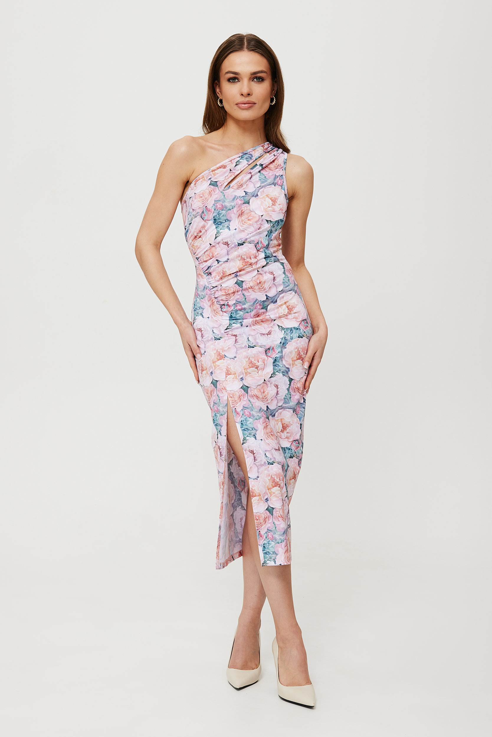 Midi Sukienka z Nadrukiem i Rozcięciem na Nogę - Model 1