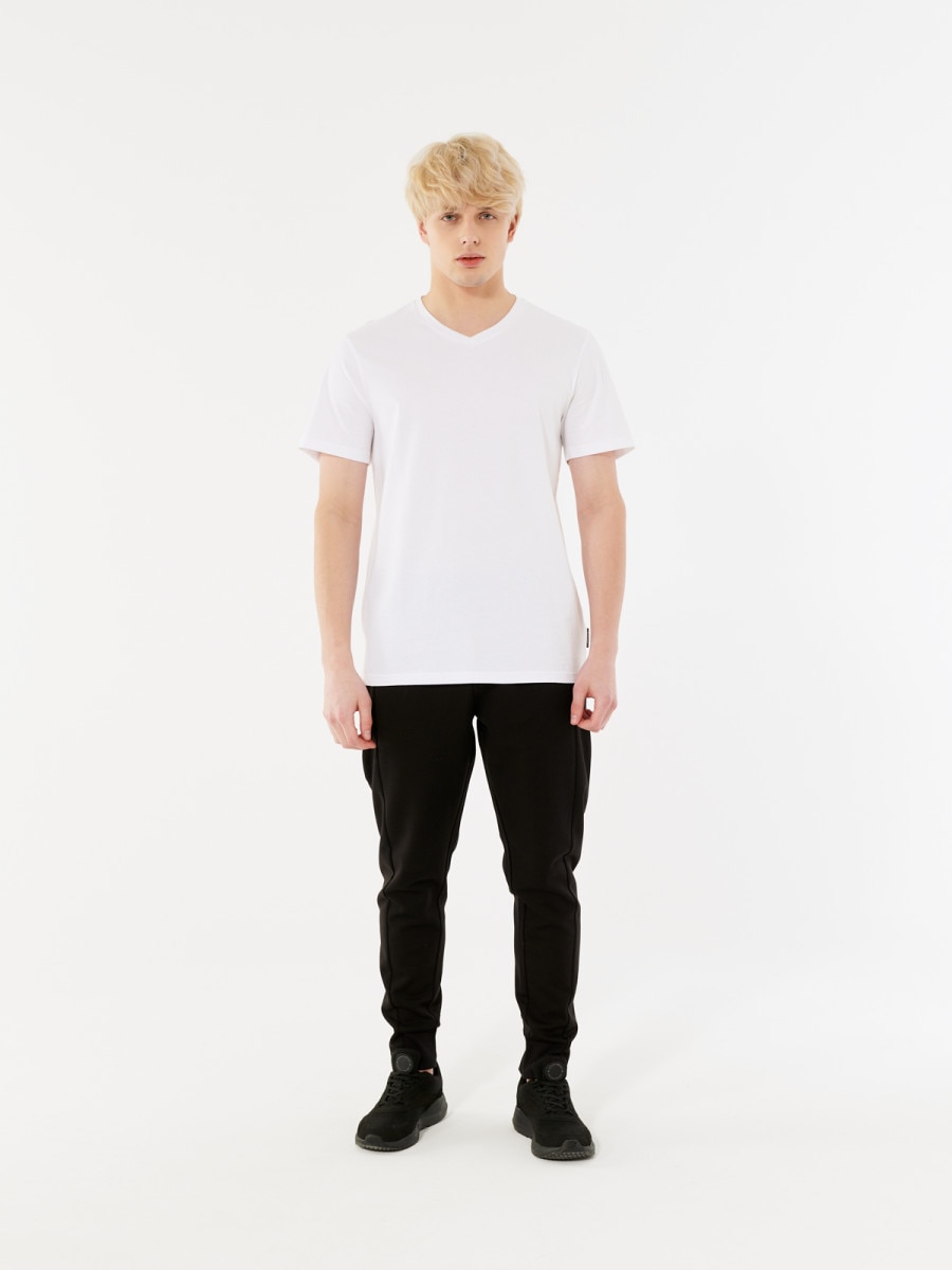 T-shirt z dekoltem w serek męski - biały