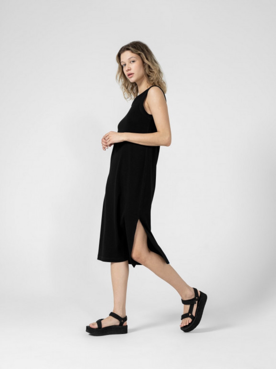 Sukienka w prążki midi - czarna