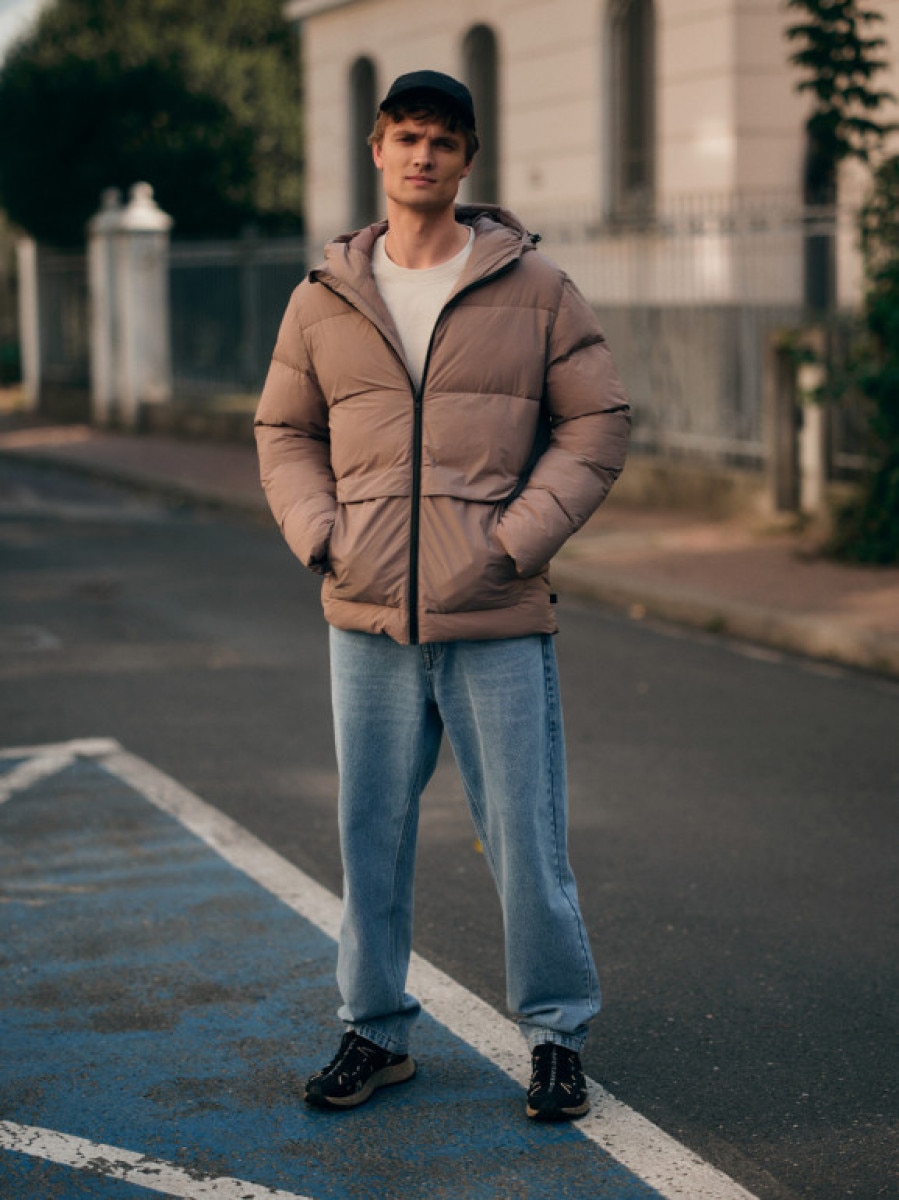 Kurtka puchowa z wypełnieniem syntetycznym męska - brązowa