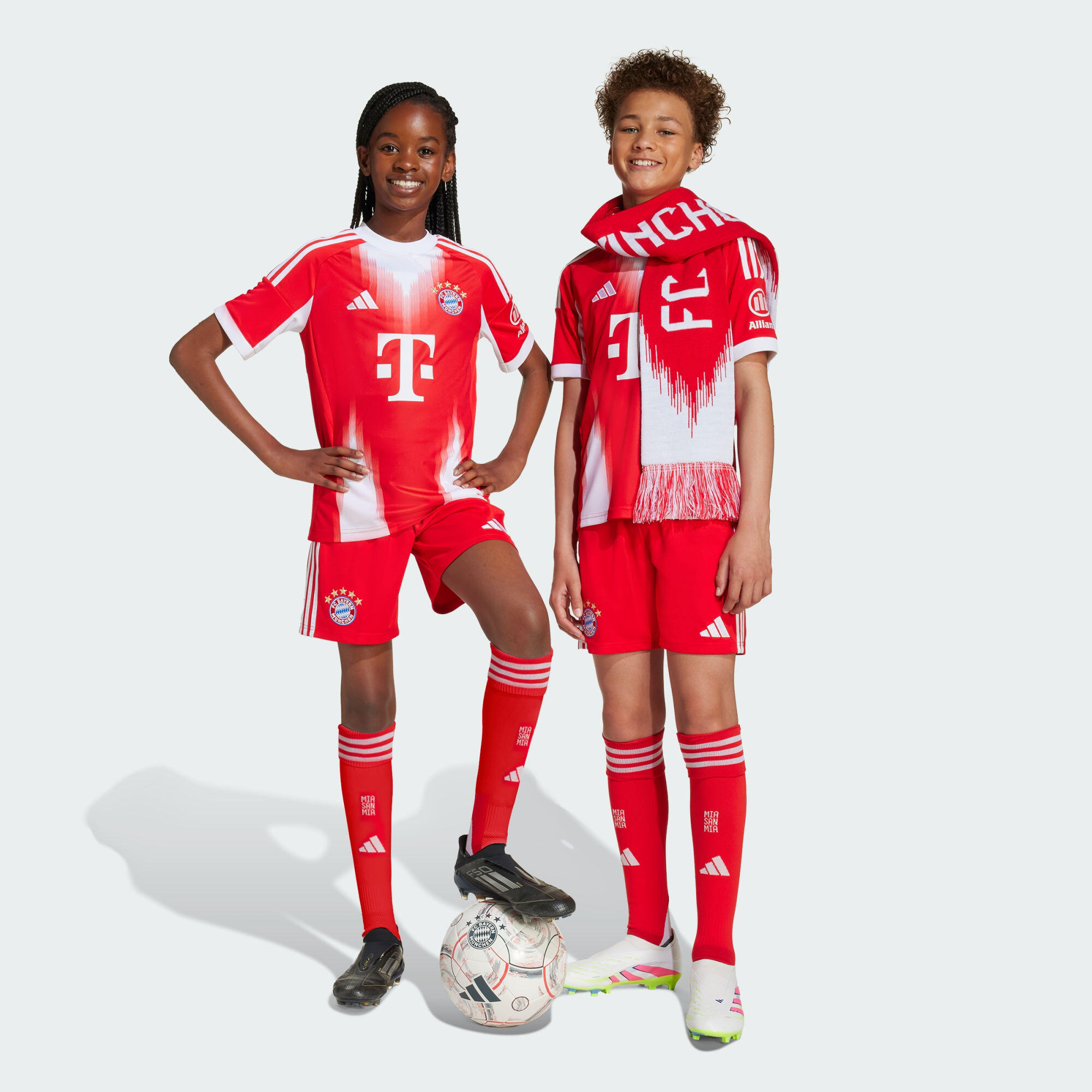 Szorty FC Bayern 25/26 Home Kids