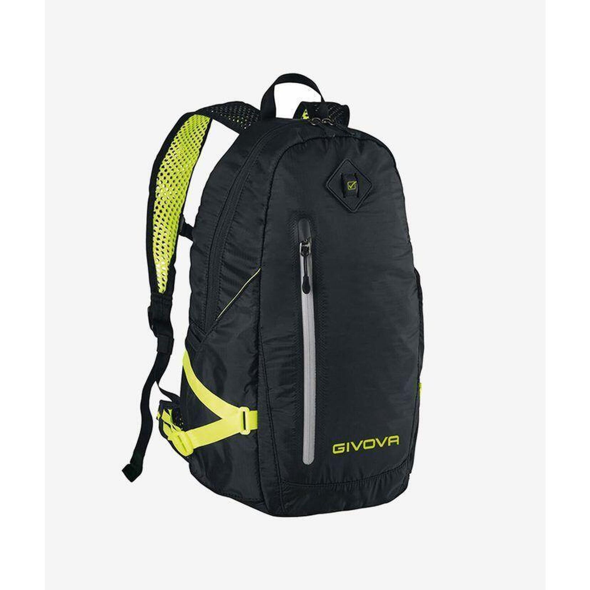 Plecak sportowy Givova Arius - Trwały i przestronny design