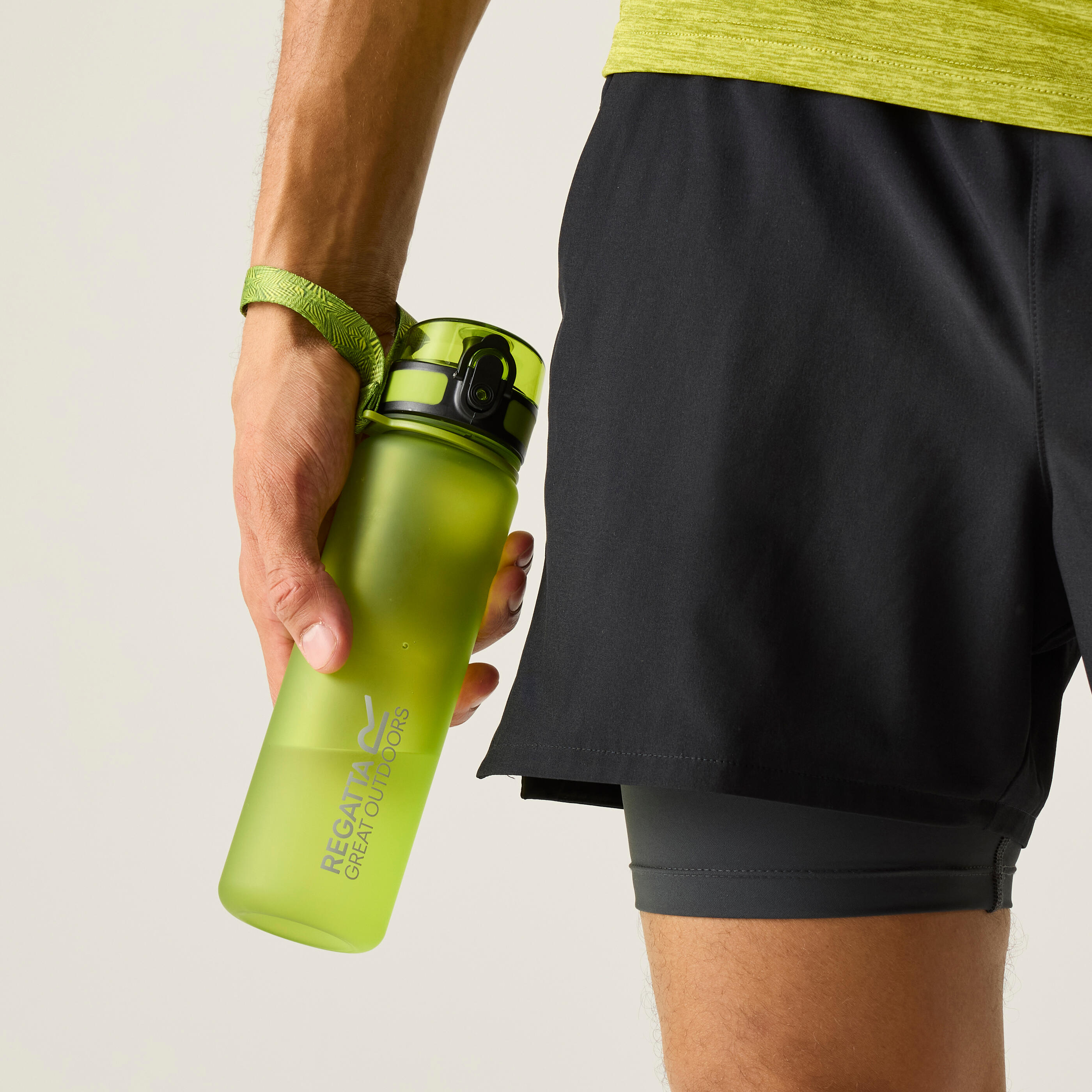 Bidon turystyczny Regatta Tritan Flip 0,6 L