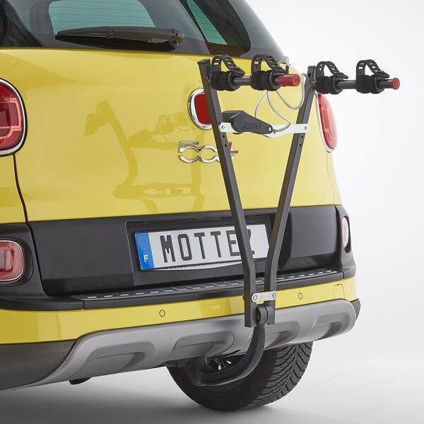 Zawieszany uchwyt na 2 rowery z miejscem na książki i zabezpieczeniem przed krad