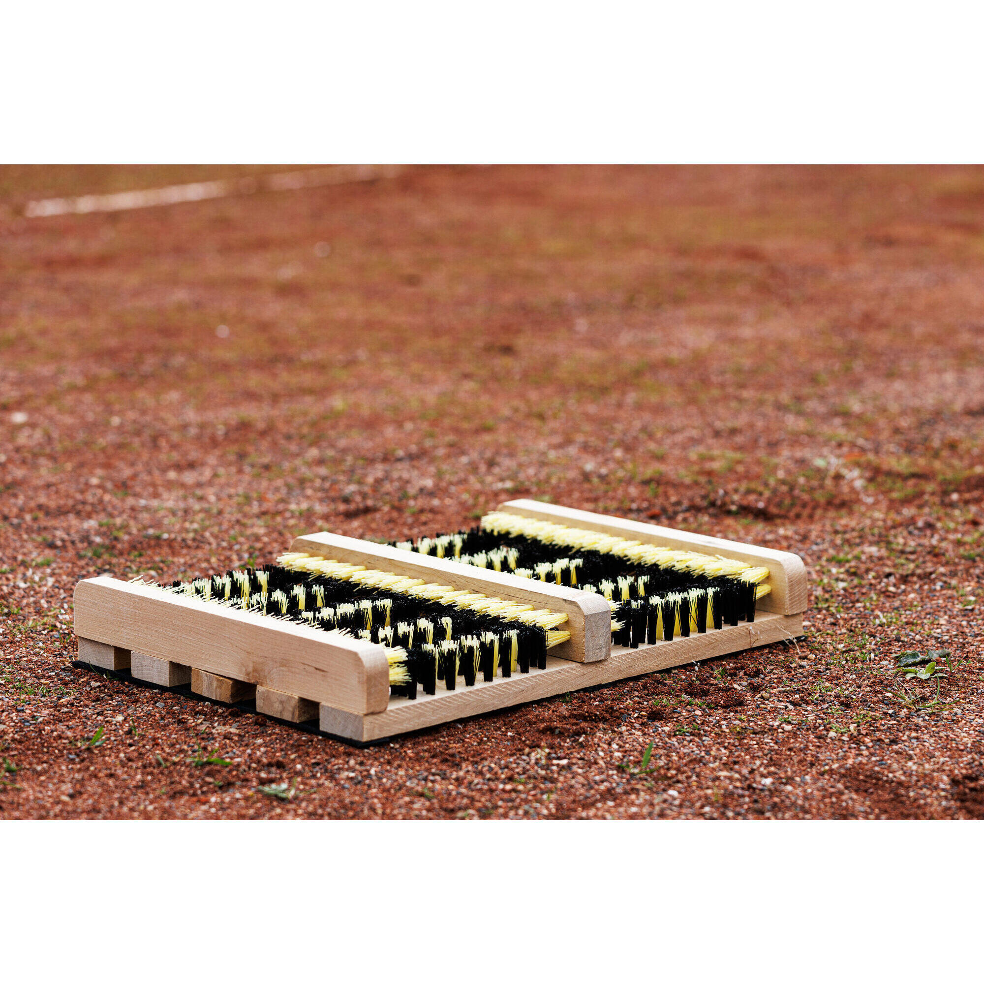 Drewniana szczotka do butów
