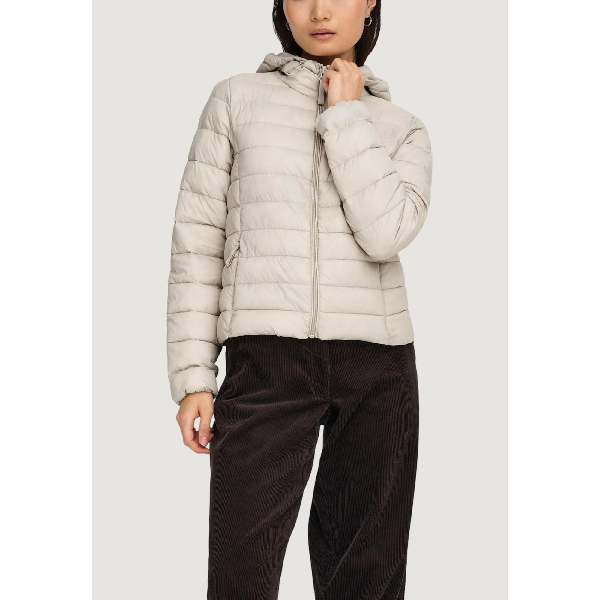 Kurtka puchowa Kobieta ONLY ONLTAHIA LW QUILTED HOOD JKT NOOS OTW