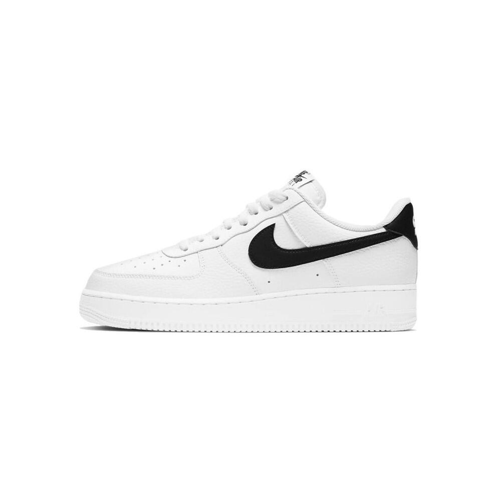 Buty do chodzenia męskie Nike Air Force 1 07