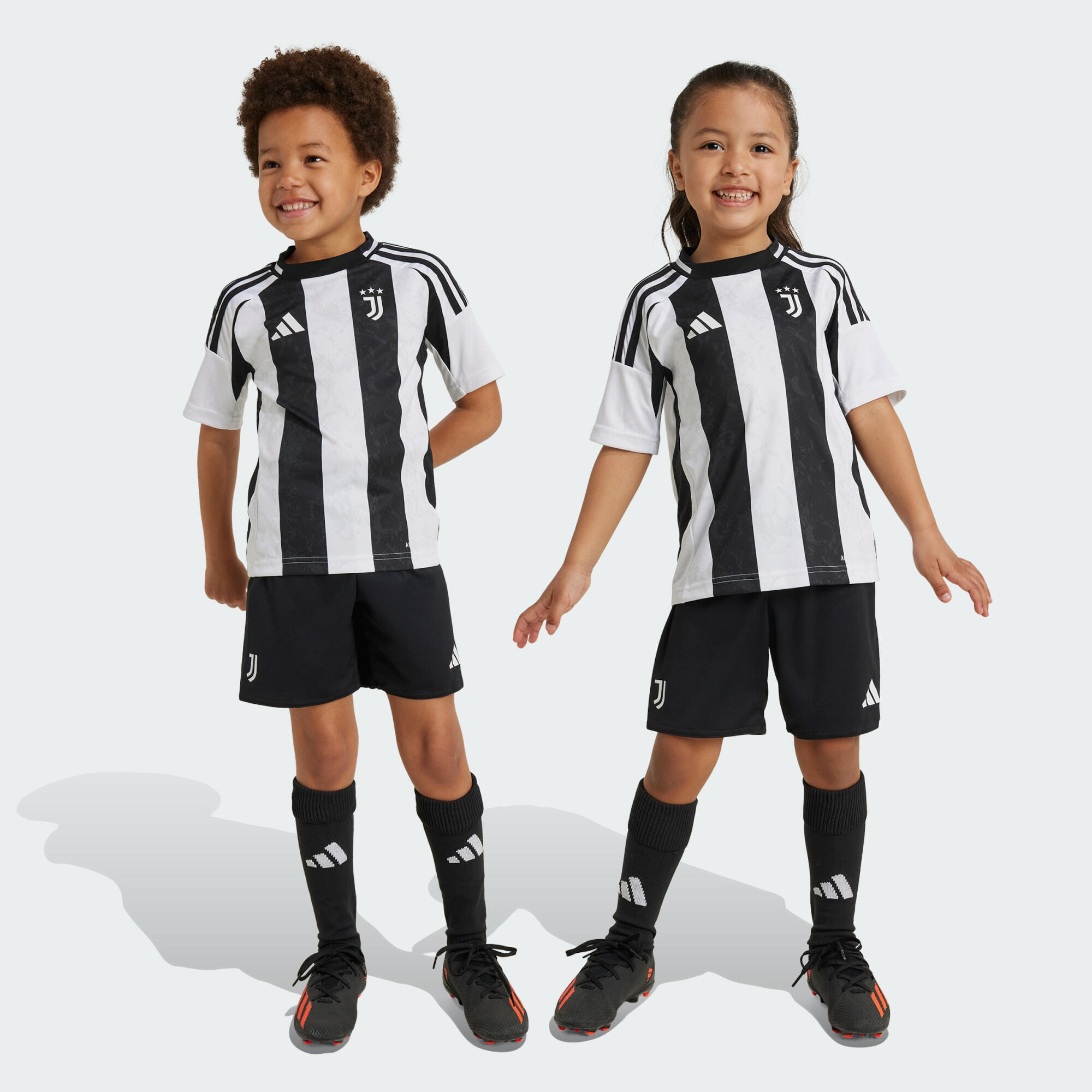 Zestaw Juventus 24/25 Home Mini Kids