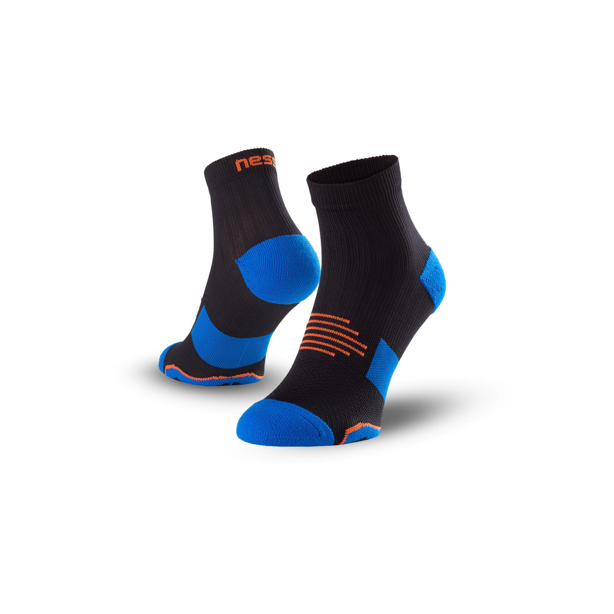 Bezszwowe skarpety do biegania MARATON Nessi Sportswear