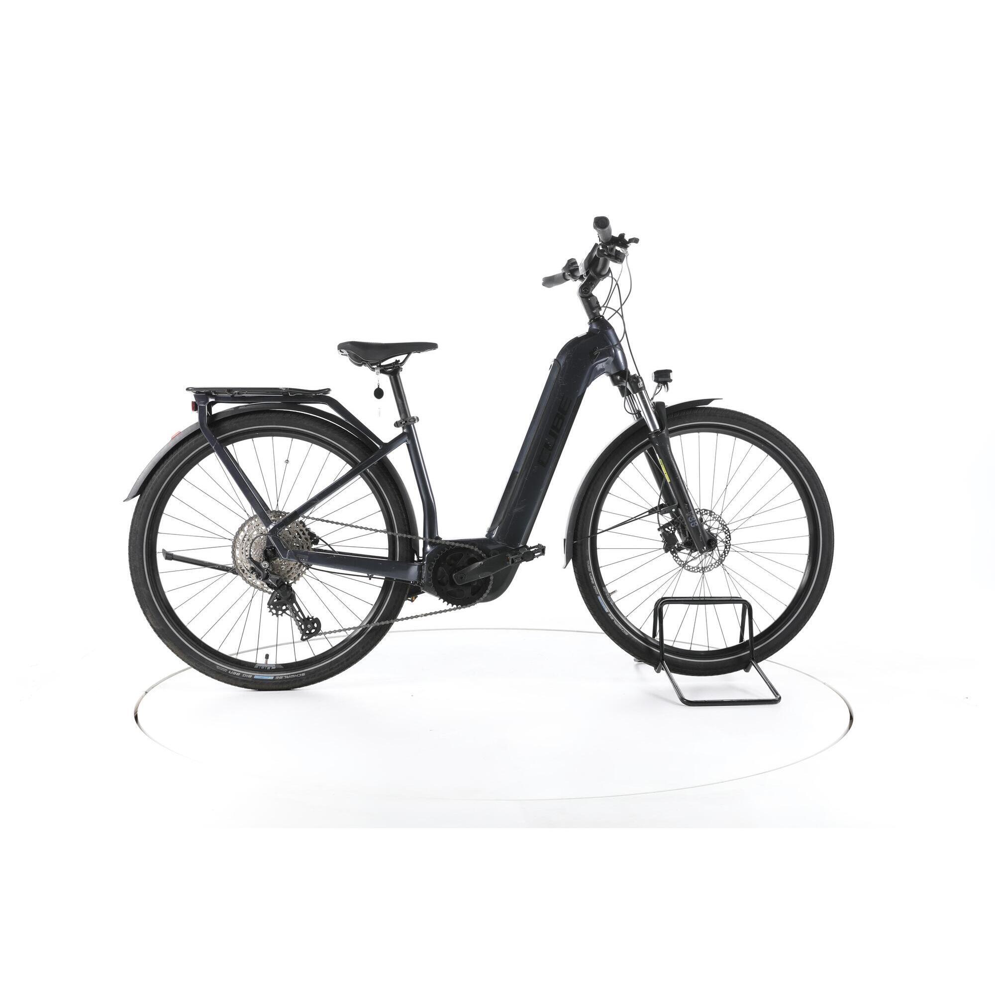 Second Life - Cube Touring Hybrid Pro Trekking E-Bike Niska rama - Stan dobry