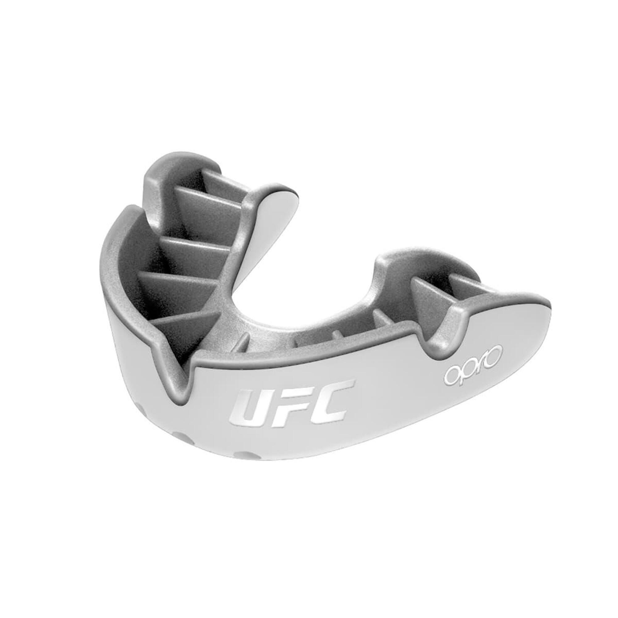 Ustniki Opro UFC Silver