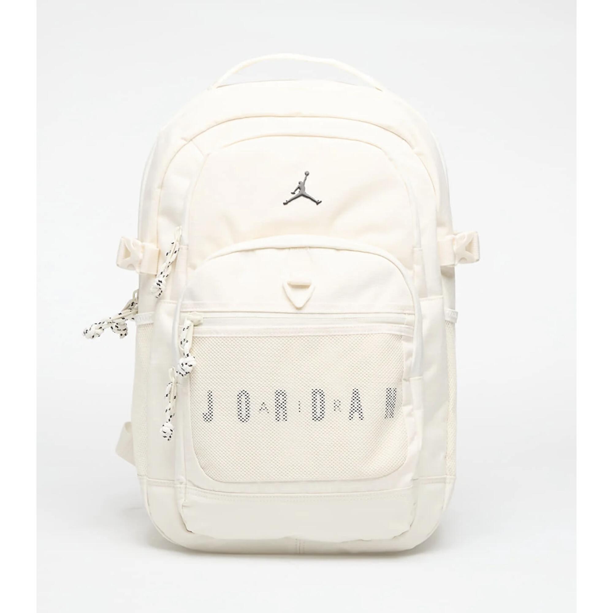 Plecak sportowy Air Jordan Jam Blacktop Backpack 25L Pale Ivory LM9047-W5T