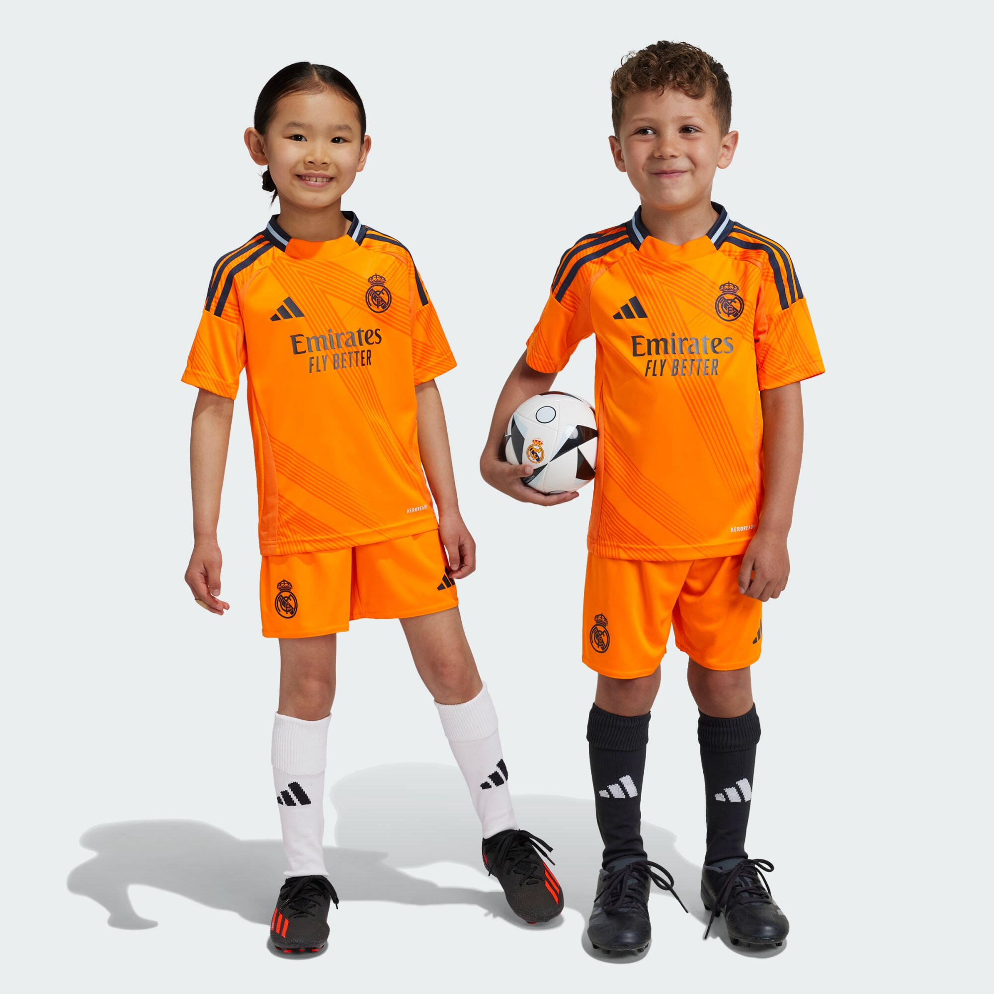 Zestaw Real Madrid 24/25 Away Mini Kids