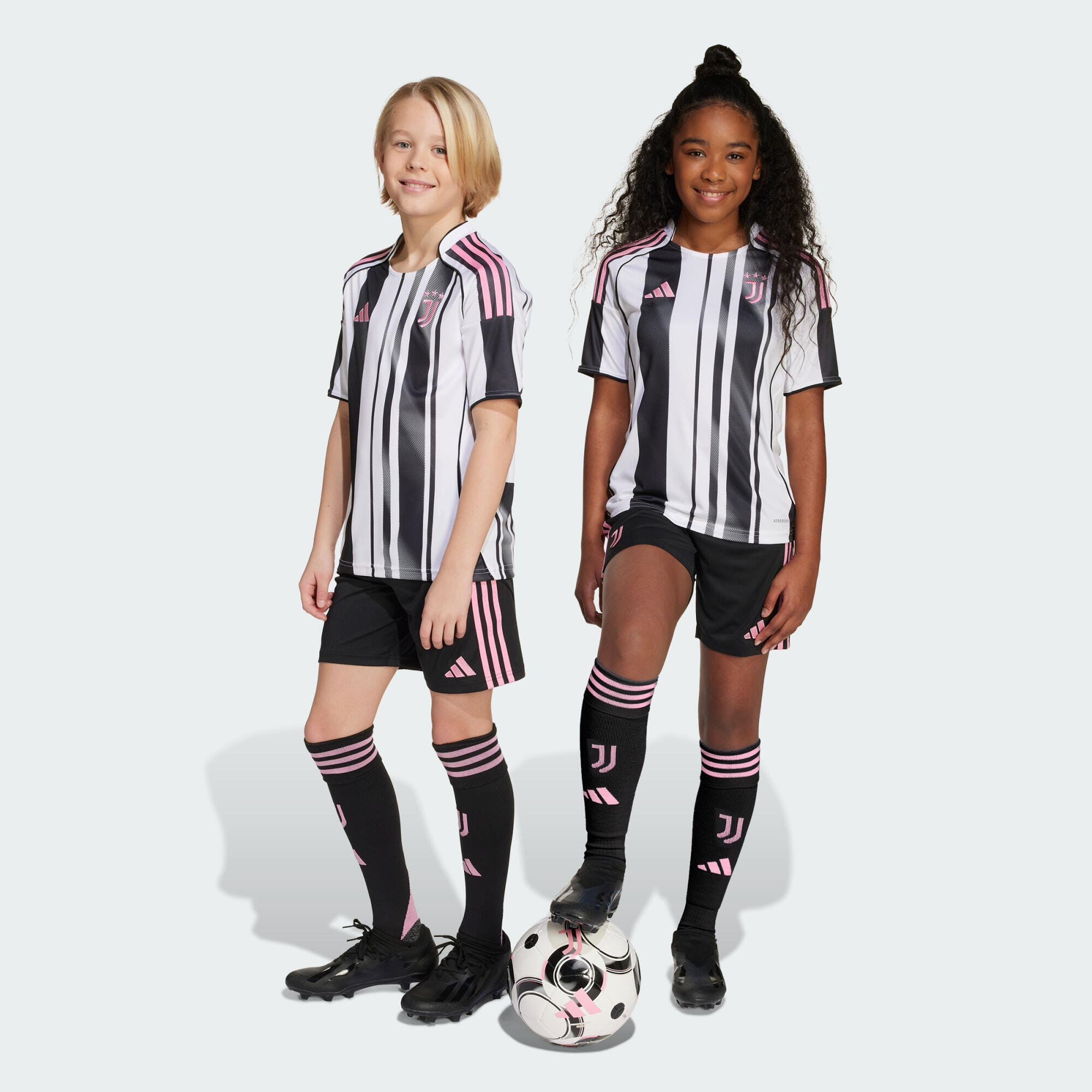 Szorty Juventus 25/26 Home Kids