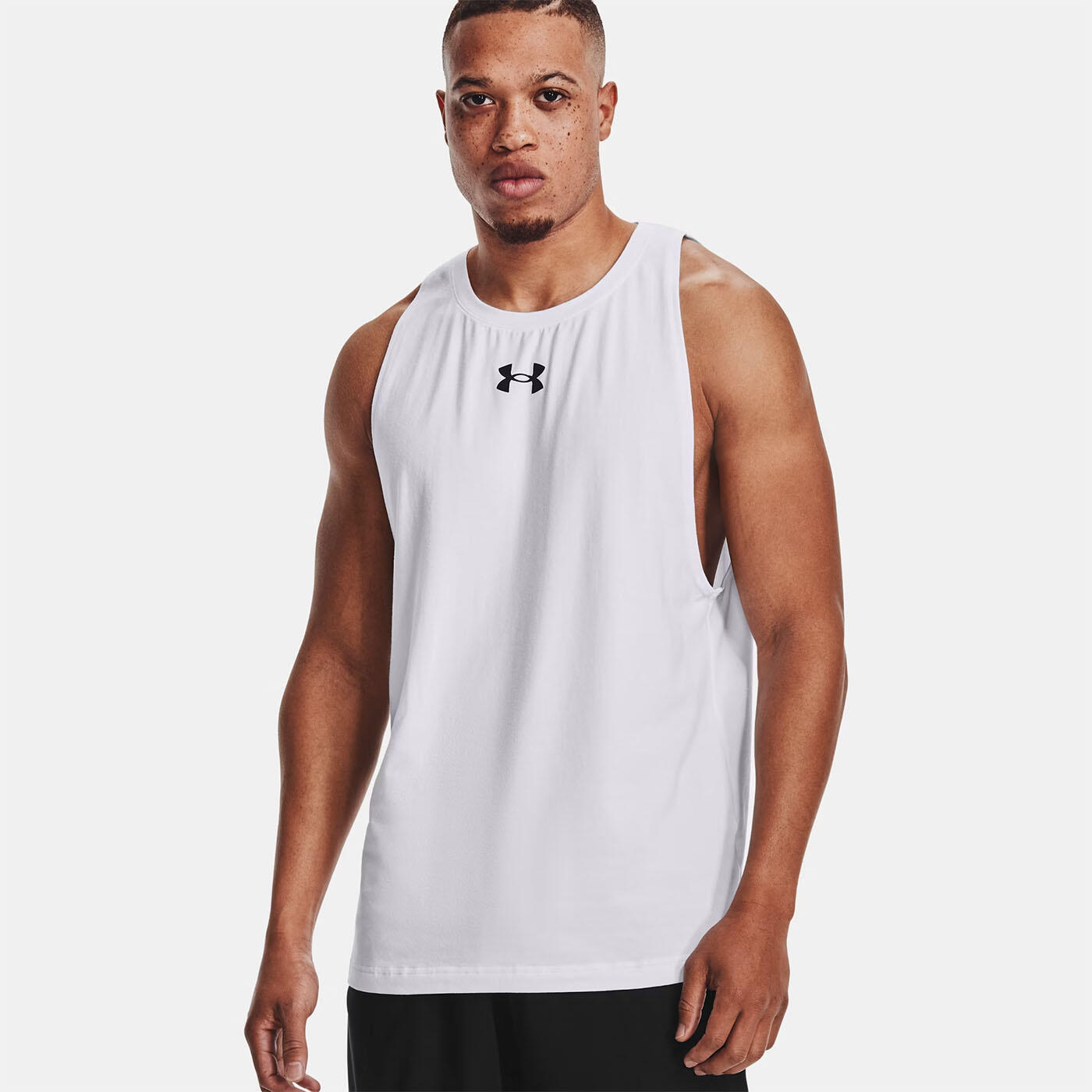 Koszulka koszykarska męska Under Armour Baseline Cotton Tank 100