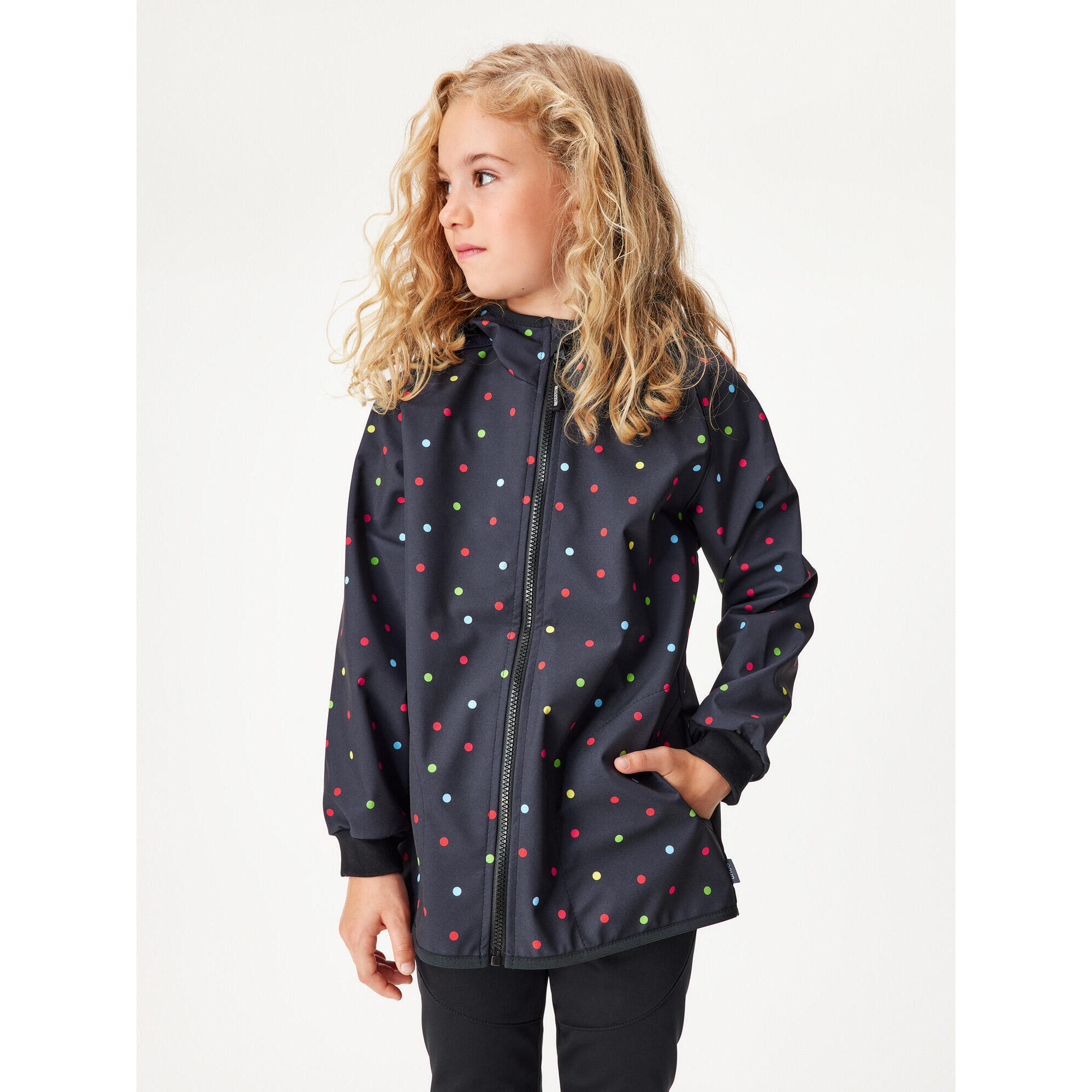 Kurtka softshellowa dziecięca bez ocieplenia elastyczna Basic, czarna, w kropki
