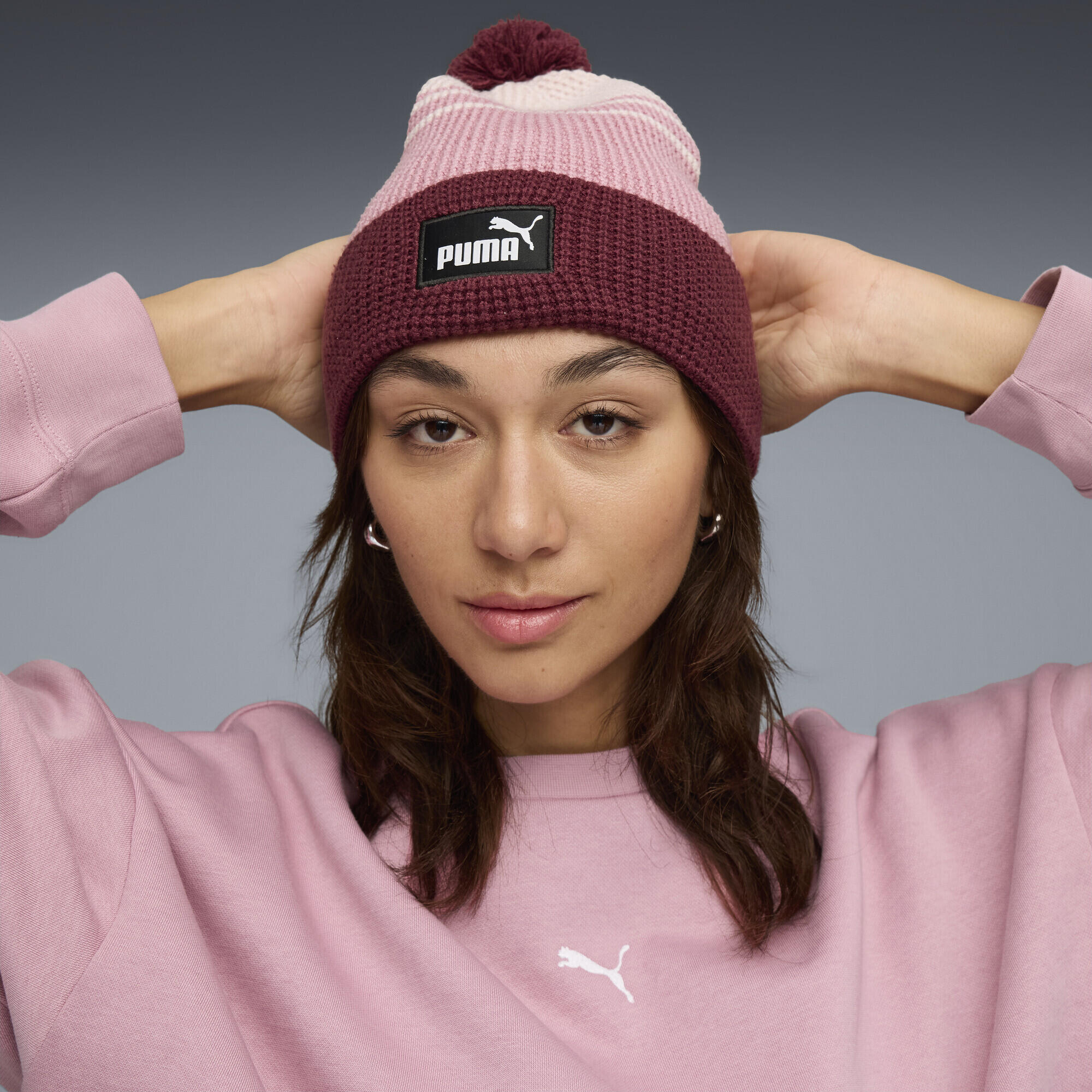 Czapka beanie średniej głębokości Essentials z pomponem PUMA