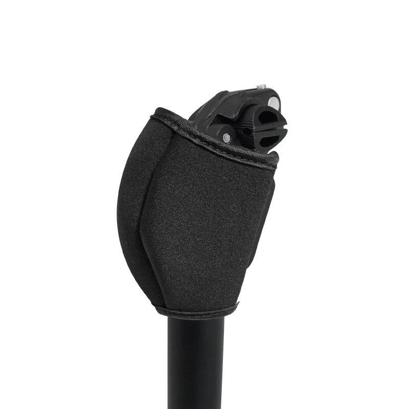 Czarny neoprenowy ochraniacz wspornika siodła do zawieszenia równoległobocznego