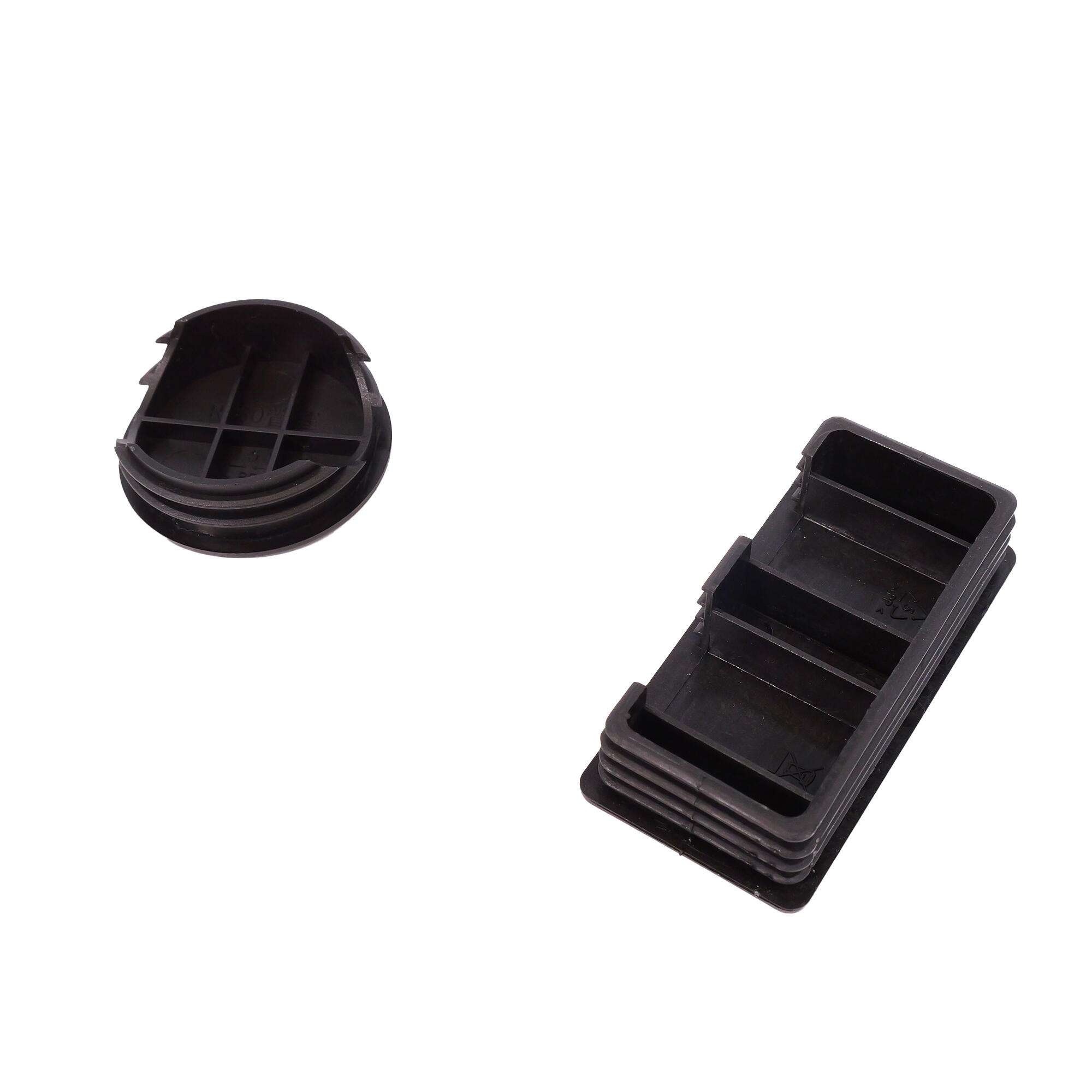 Plastikowe zaślepki do tylnej nóżki i do szyny - Initial Rower Black