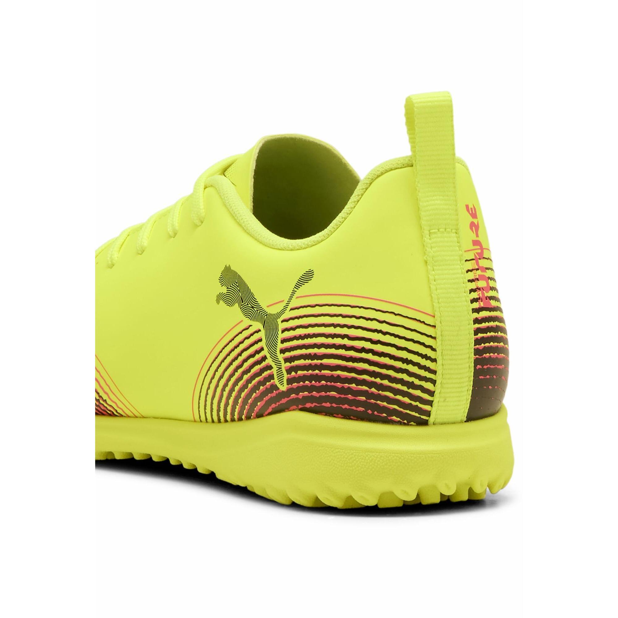 Młodzieżowe buty piłkarskie FUTURE 8 PLAY TT PUMA