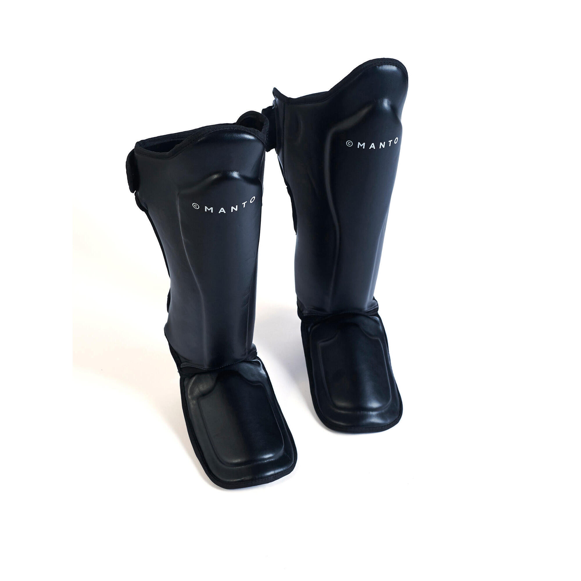 Ochraniacze piszczeli do MMA Manto Impact