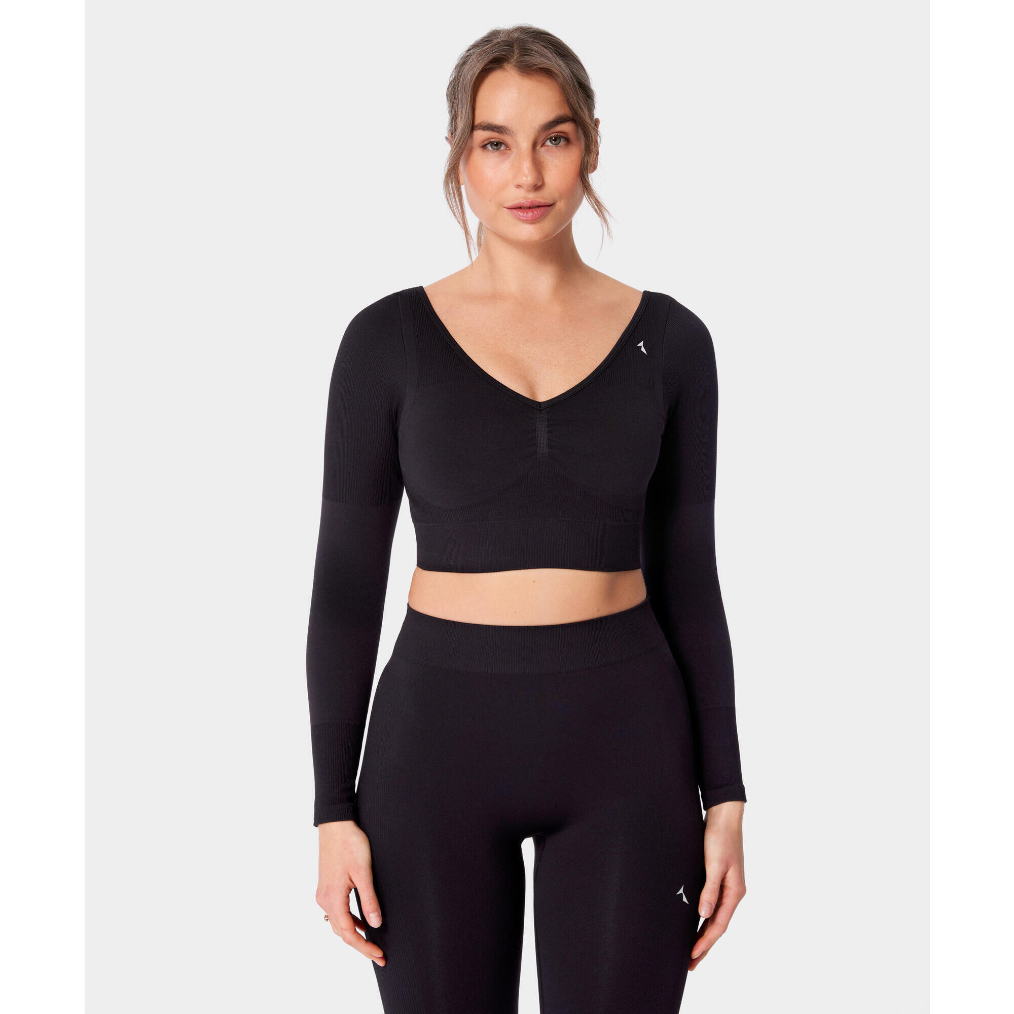 Bezszwowy longsleeve sportowy z wycięciem Carpatree Eris