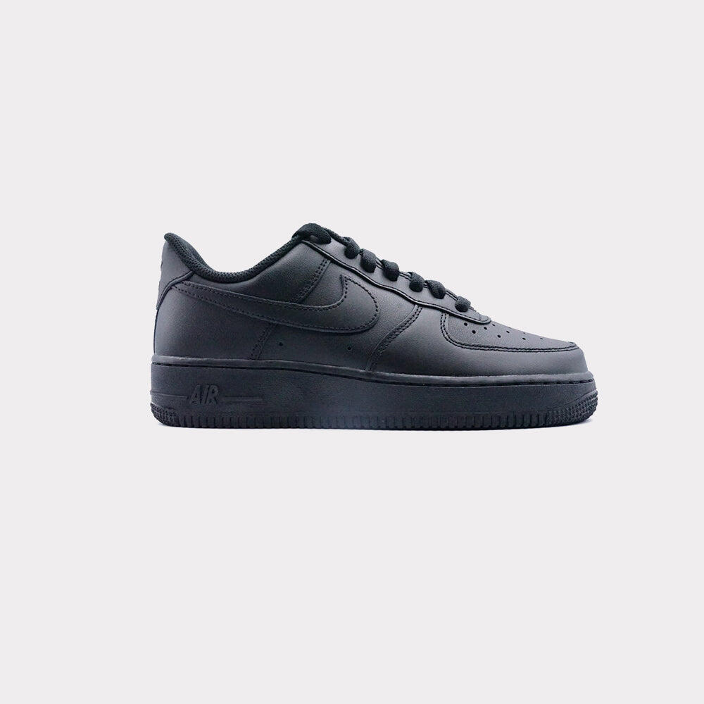 Buty sportowe męskie Nike Air Force 1 '07