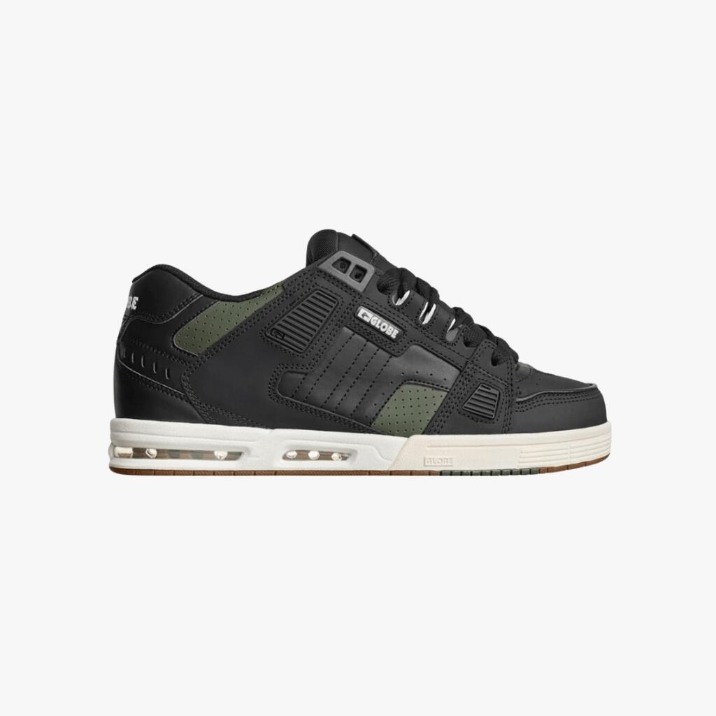 Sneakers Globe Sabre czarne combat