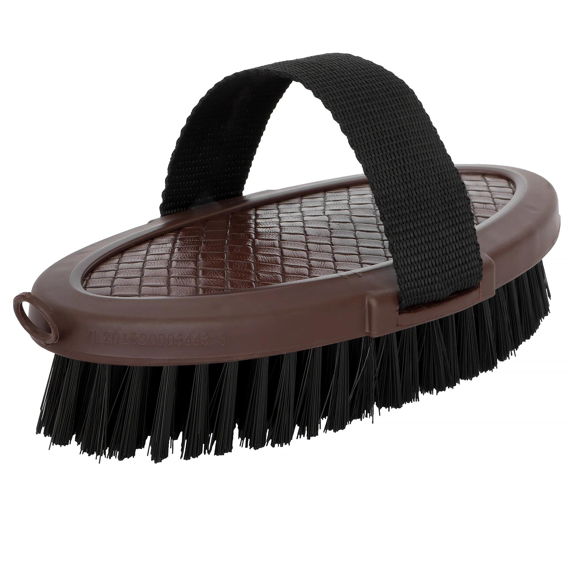 Szczotka dla konia START Braided z paskiem do usuwania kurzu