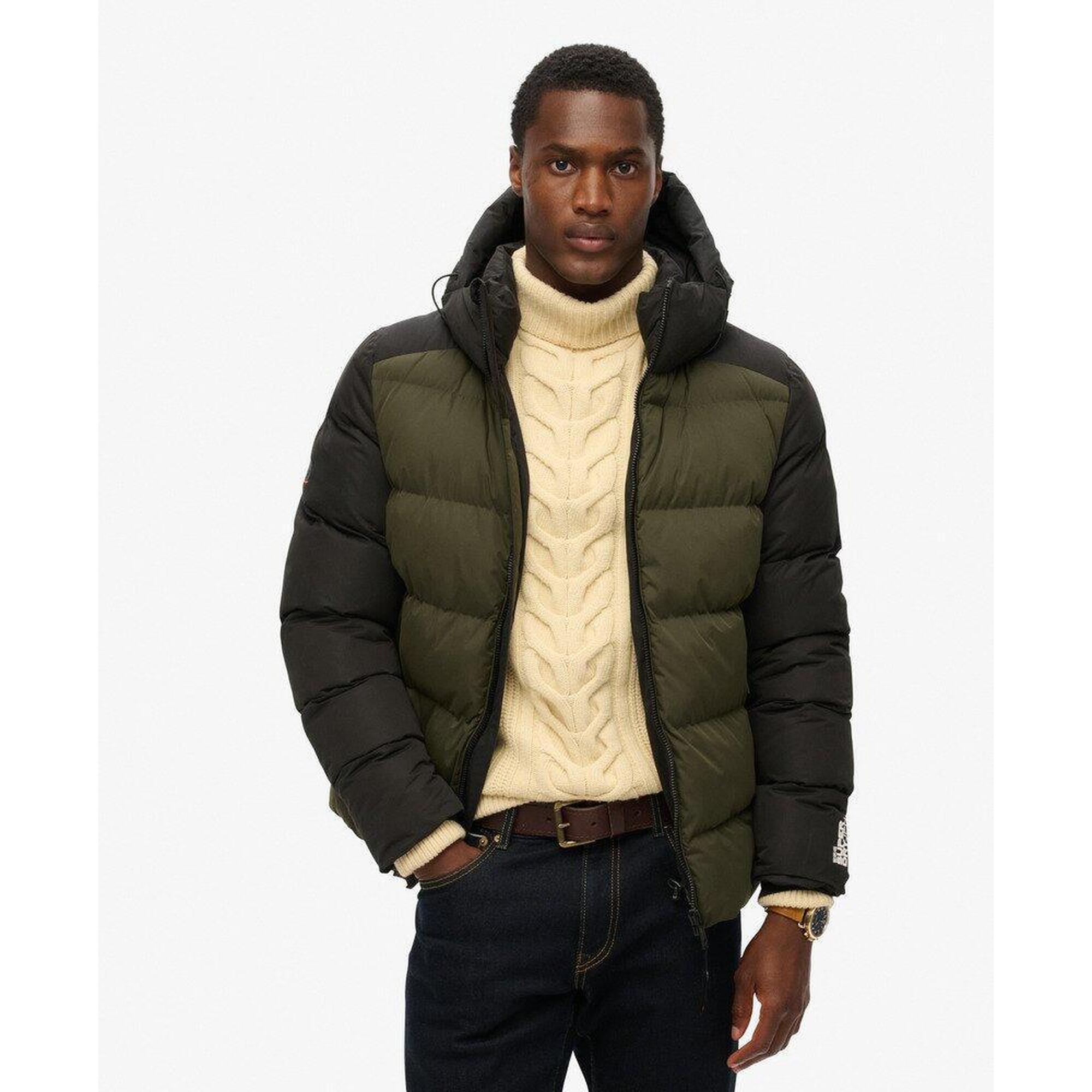 Kurtka sportowa z kapturem w kolorowych blokach