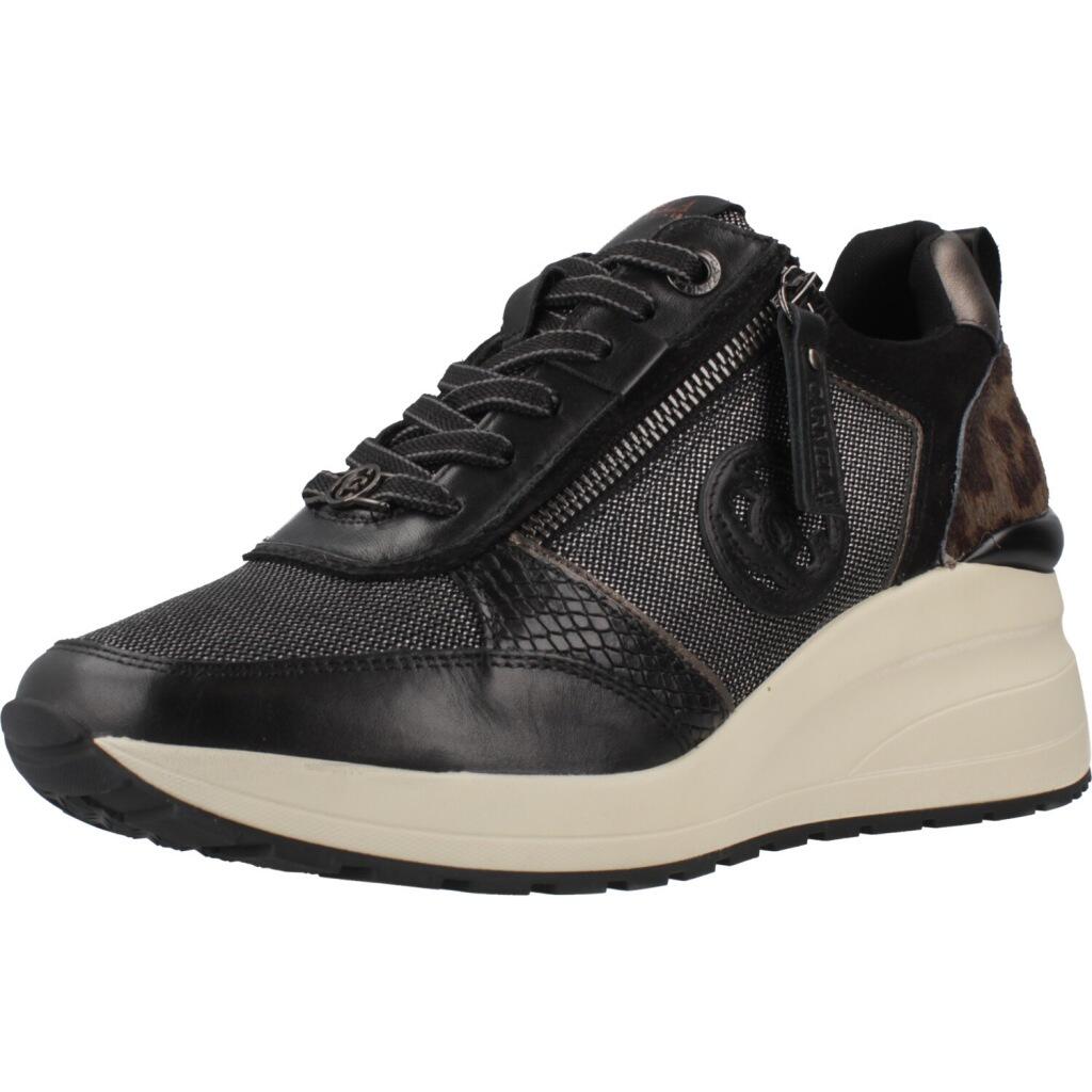 Buty CARMELA 169392 Czarny