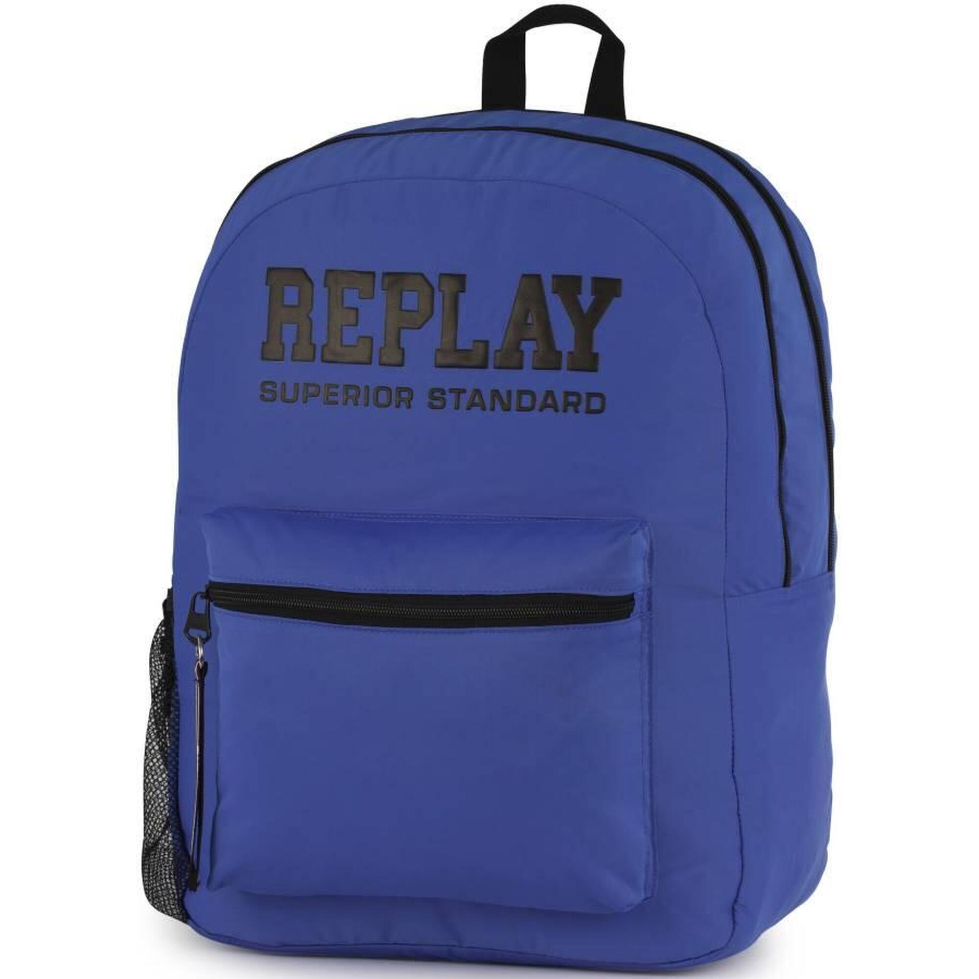 Stylowy i funkcjonalny średni plecak na przygody