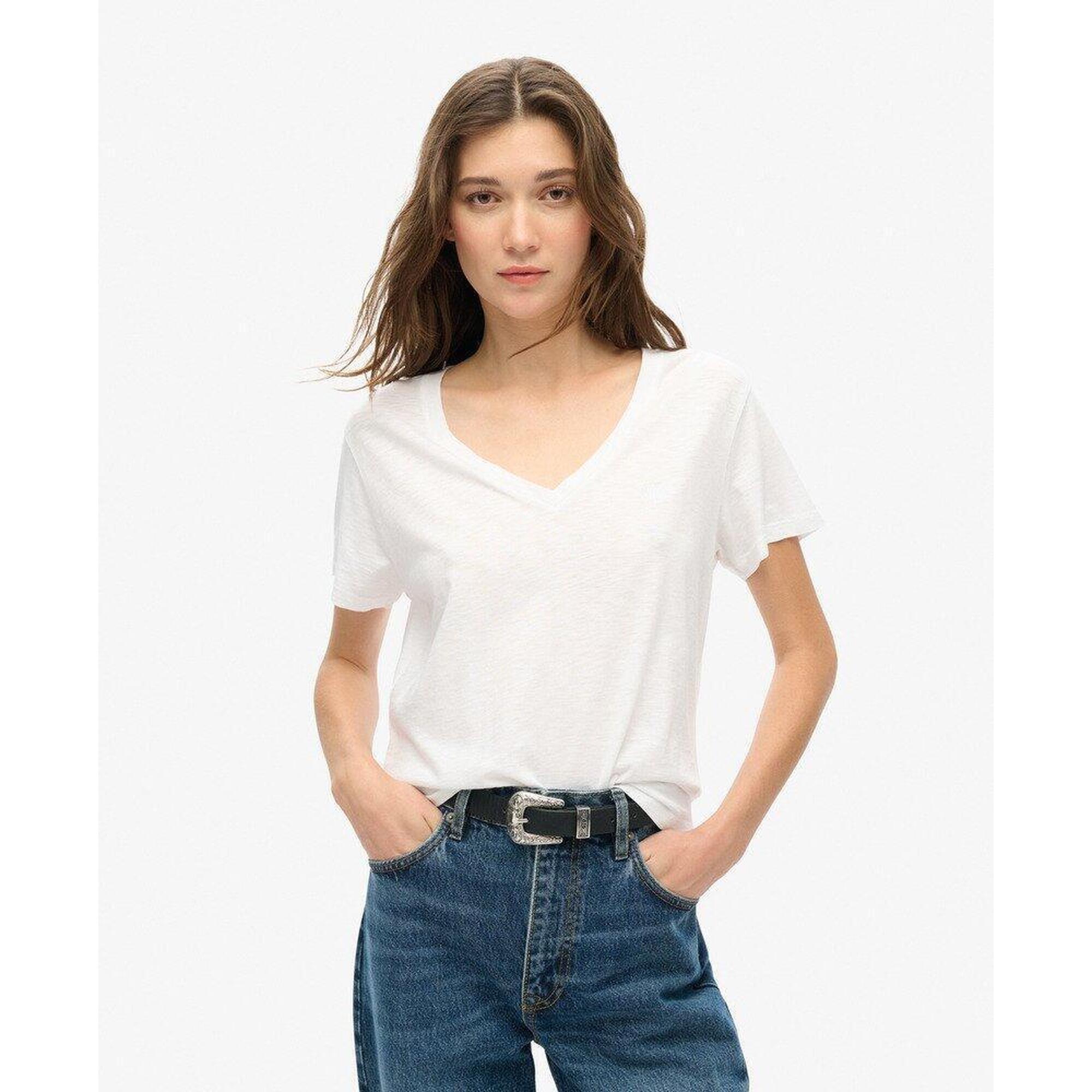 Koszulka z haftem V w slubie.