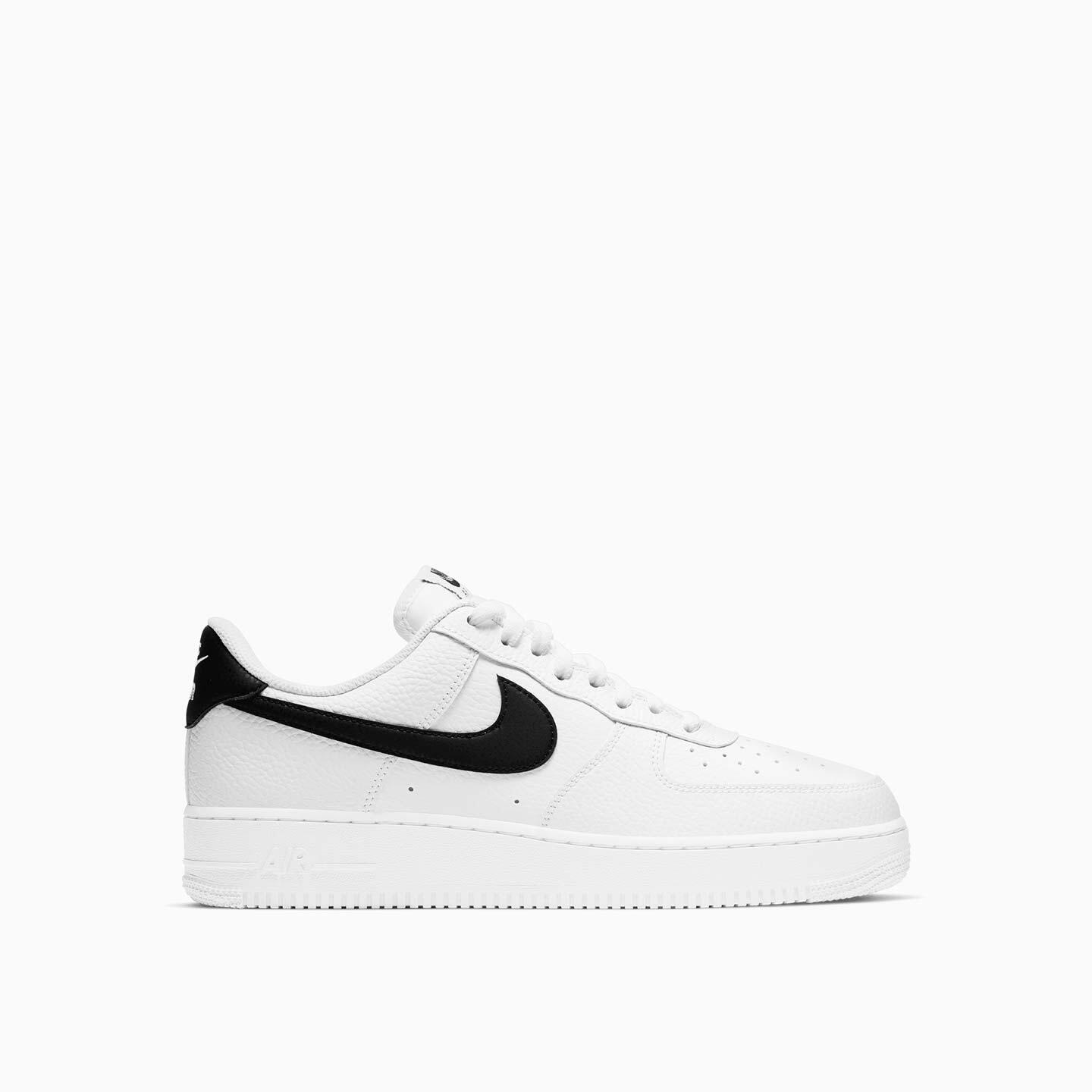 Buty sportowe damskie Nike Air Force 1