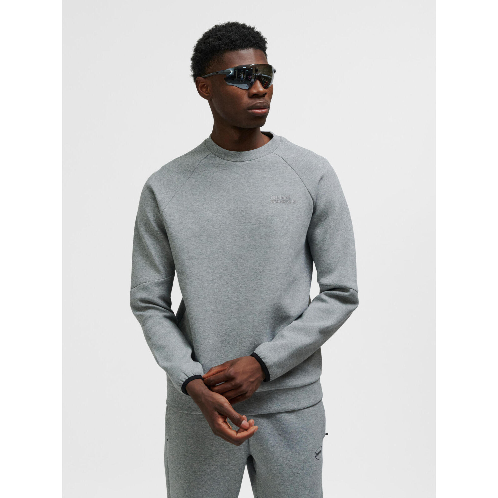 Bluza z okrągłym dekoltem Hummel Tech Fleece Regular