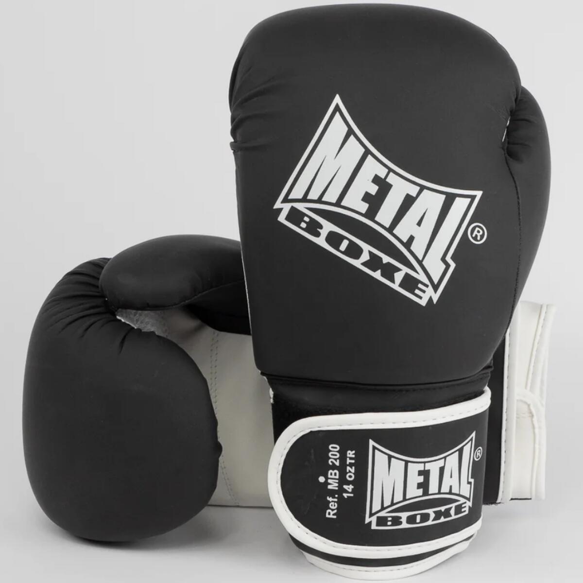 Trening w rękawicach bokserskich Metal Boxe