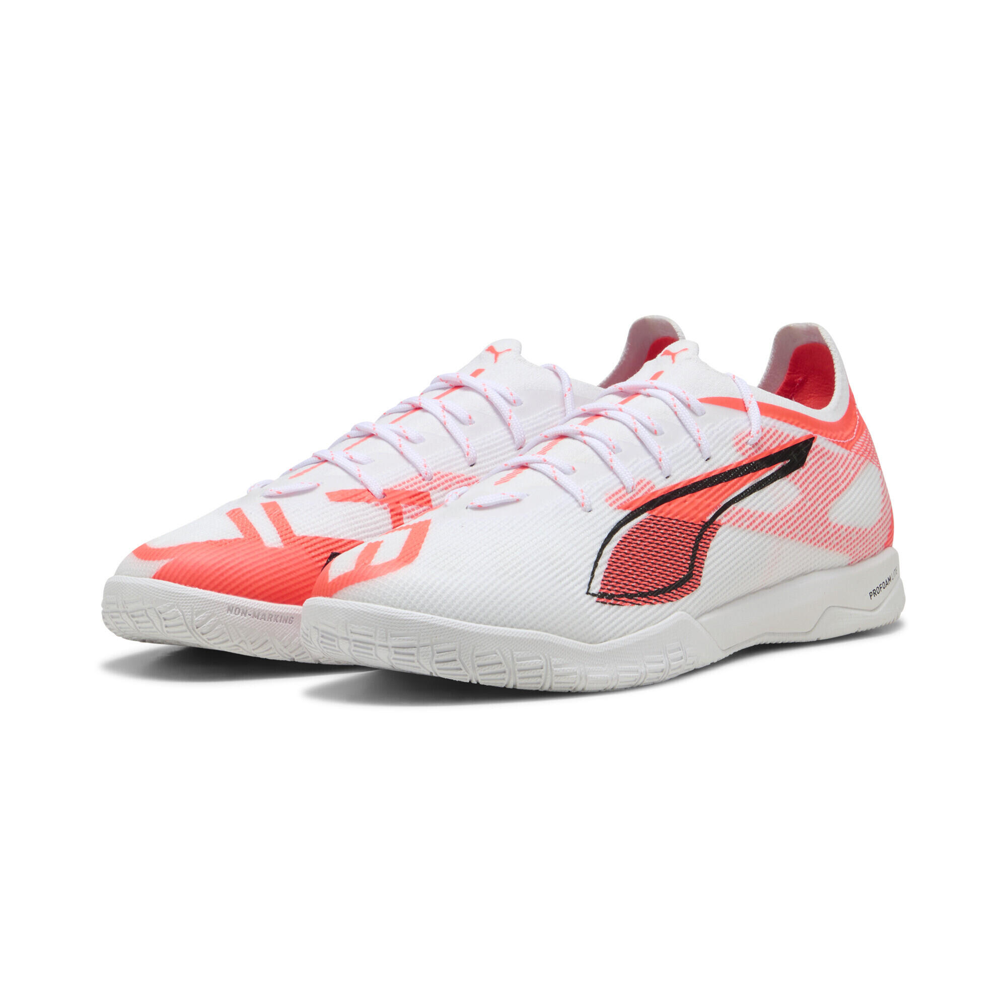 Buty piłkarskie ULTRA 5 PRO COURT PUMA