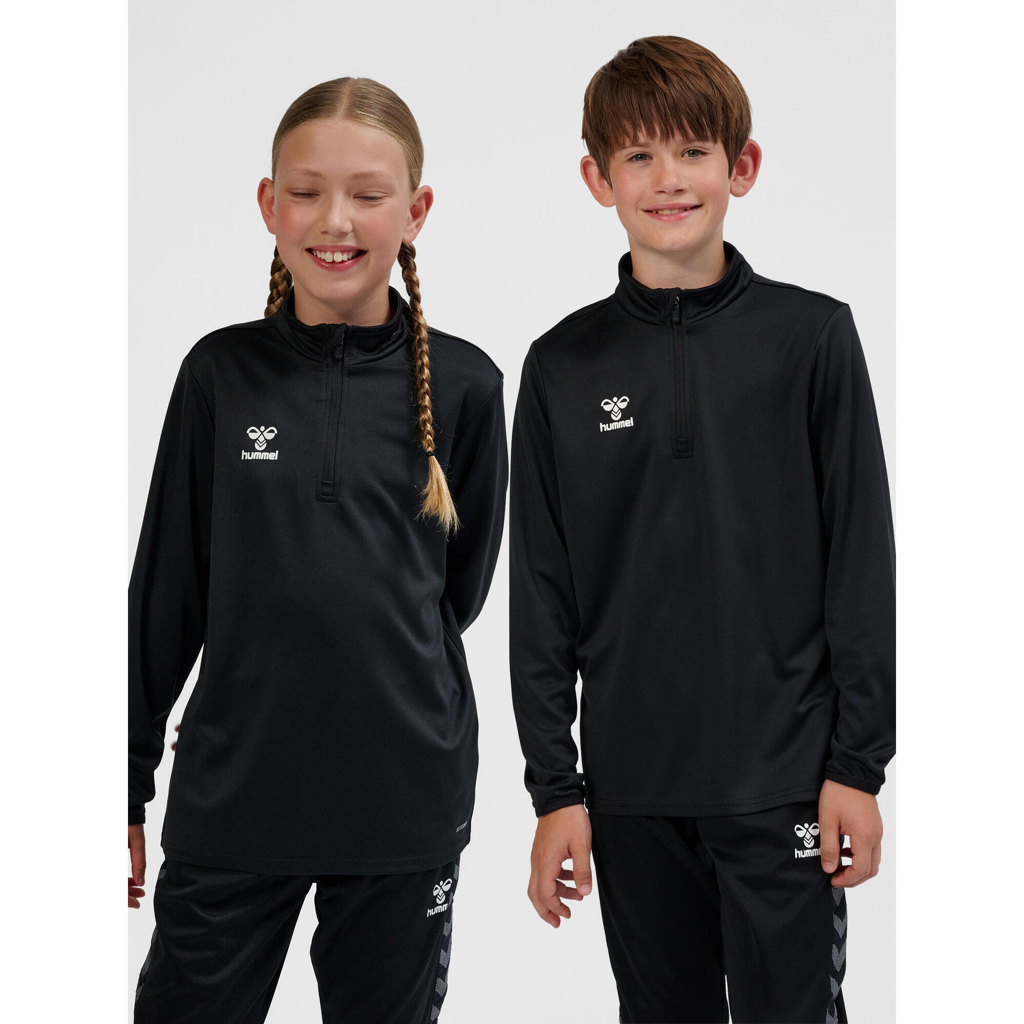 Dziecięca kurtka dresowa 1/2 zip Hummel Essential