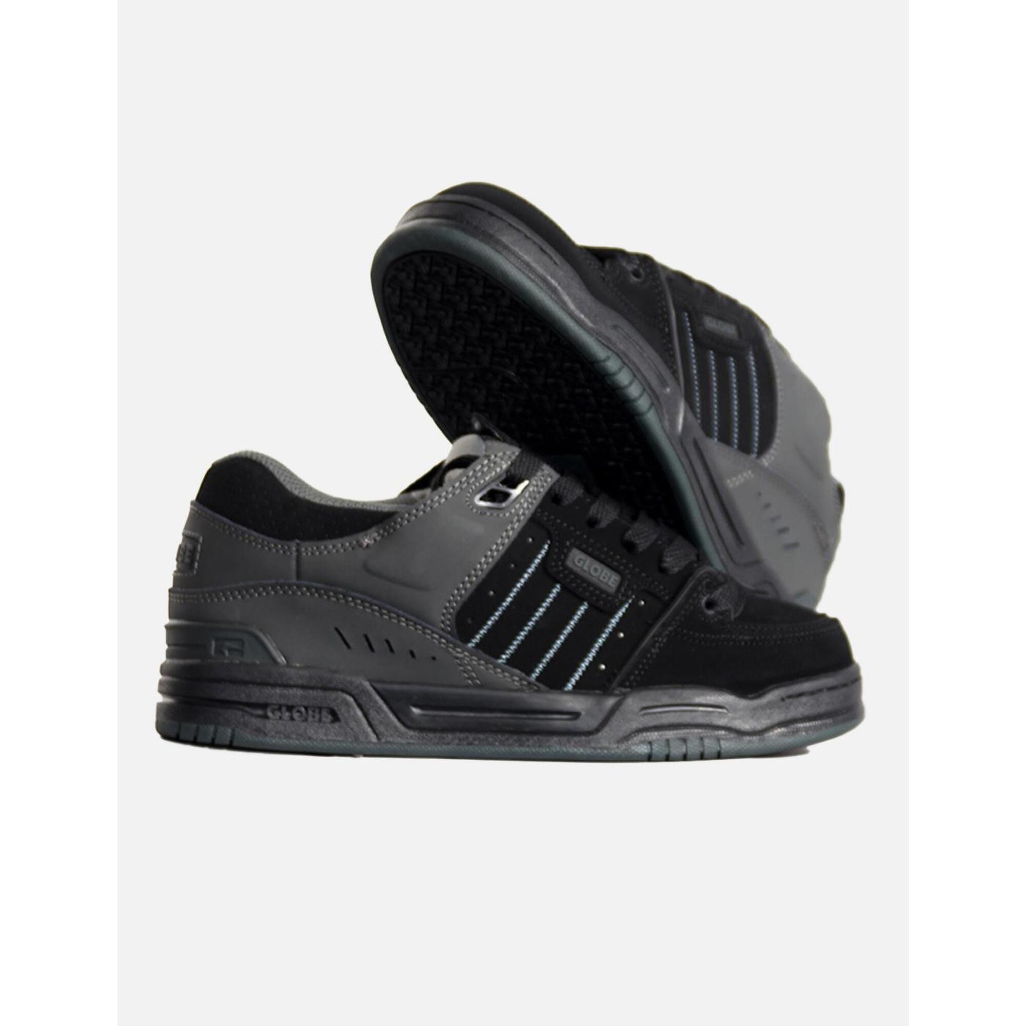 Buty Globe Fusion czarne skórzane sneakersy