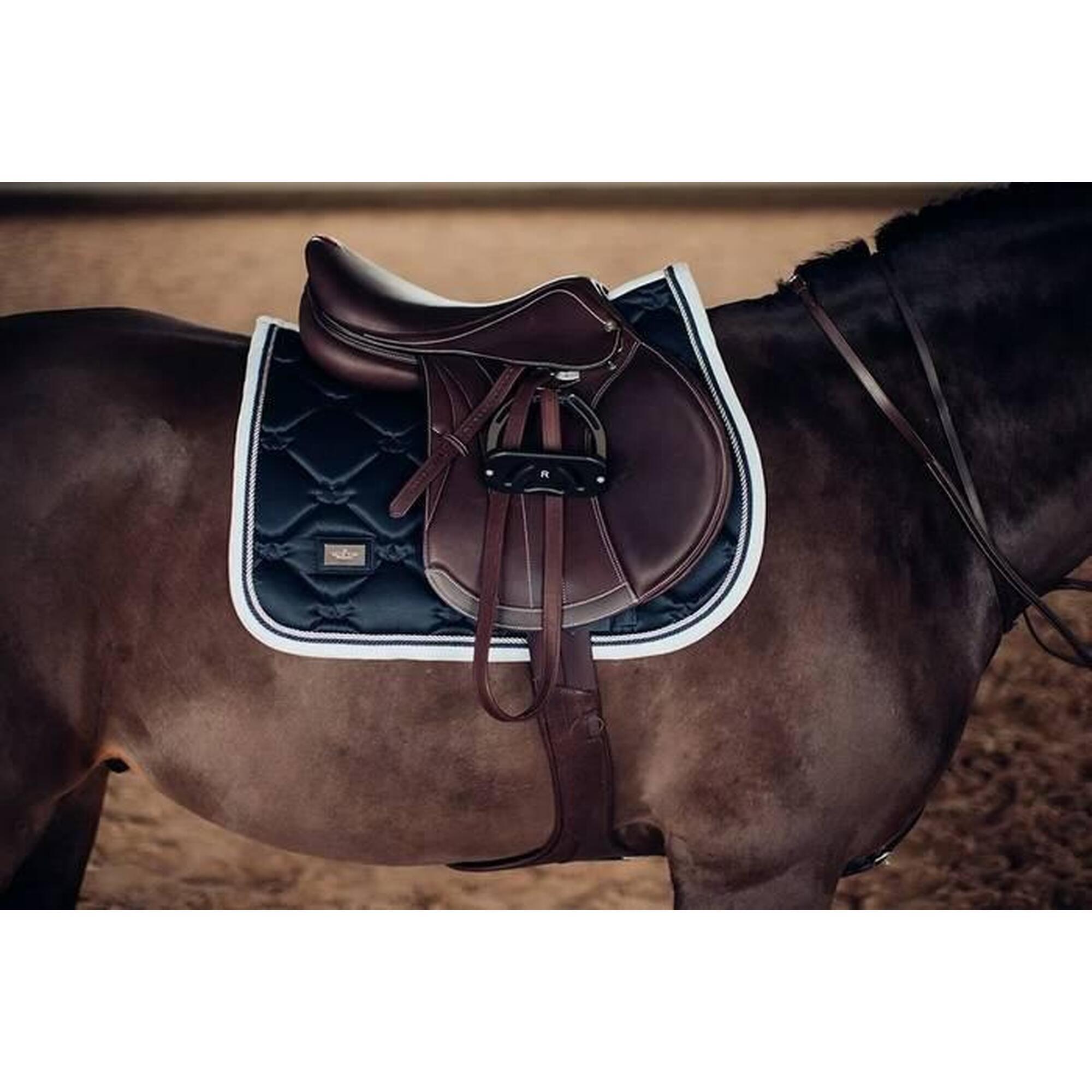 Maty do skakania Equestrian Stockholm