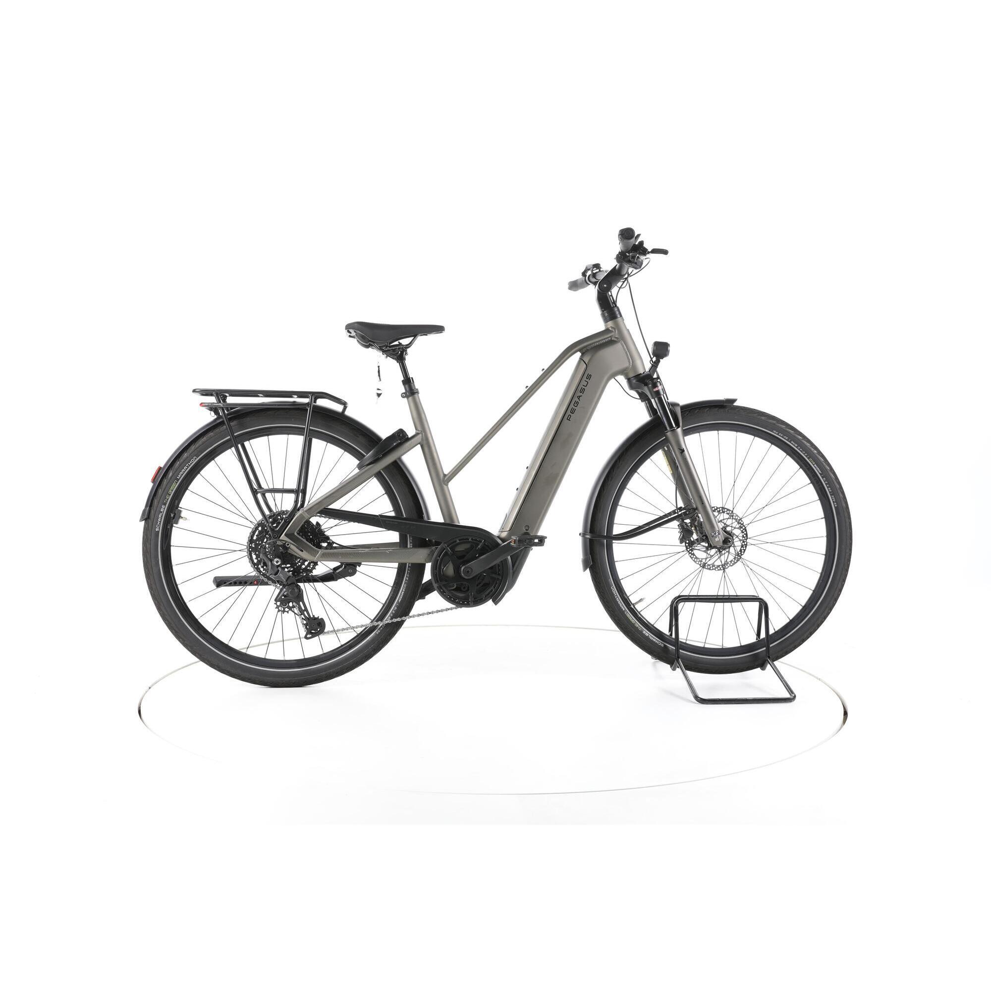 Second Life - Pegasus Premio Evo 10 Lite Trekking E-Bike 2024 - Stan dobry
